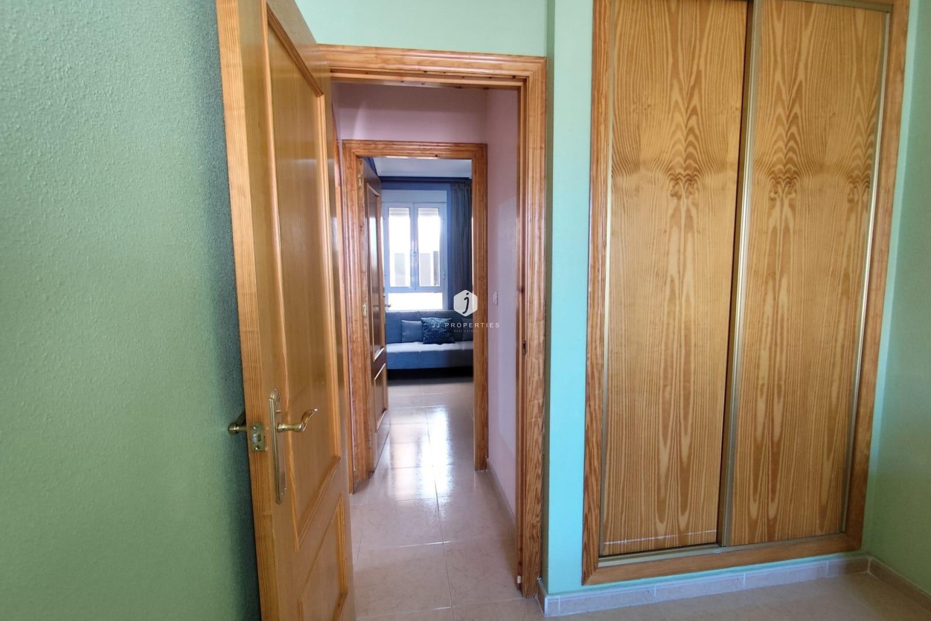 D'occasion - Appartement -
Torrevieja - Centro
