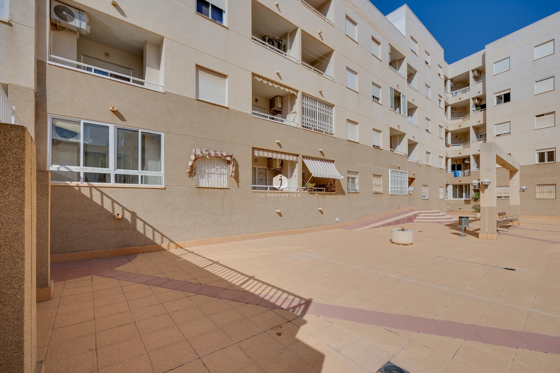 D'occasion - Appartement -
Torrevieja - Centro