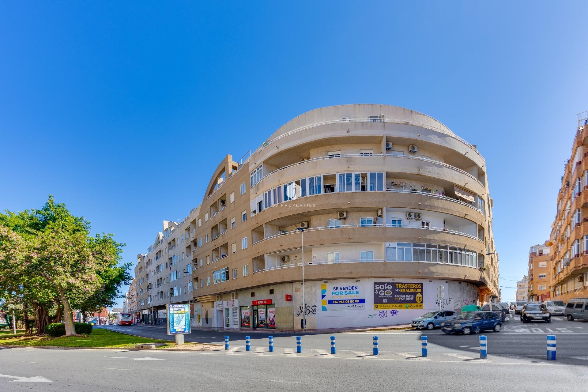 D'occasion - Appartement -
Torrevieja - Centro