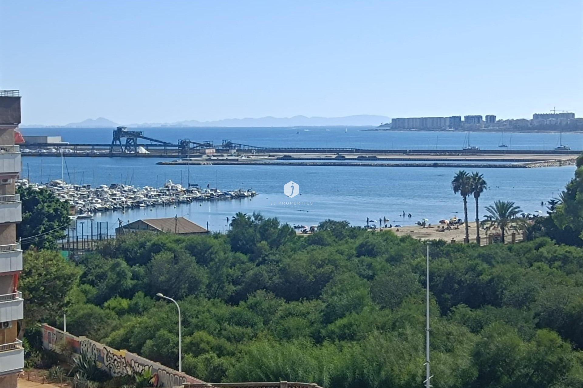 D'occasion - Appartement -
Torrevieja - Centro