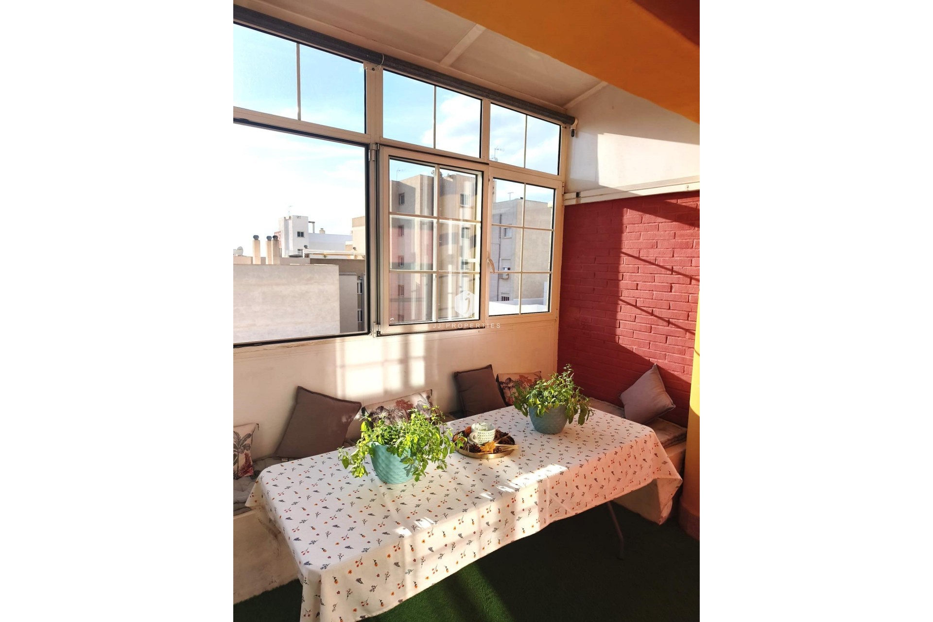 D'occasion - Appartement -
Torrevieja - Centro