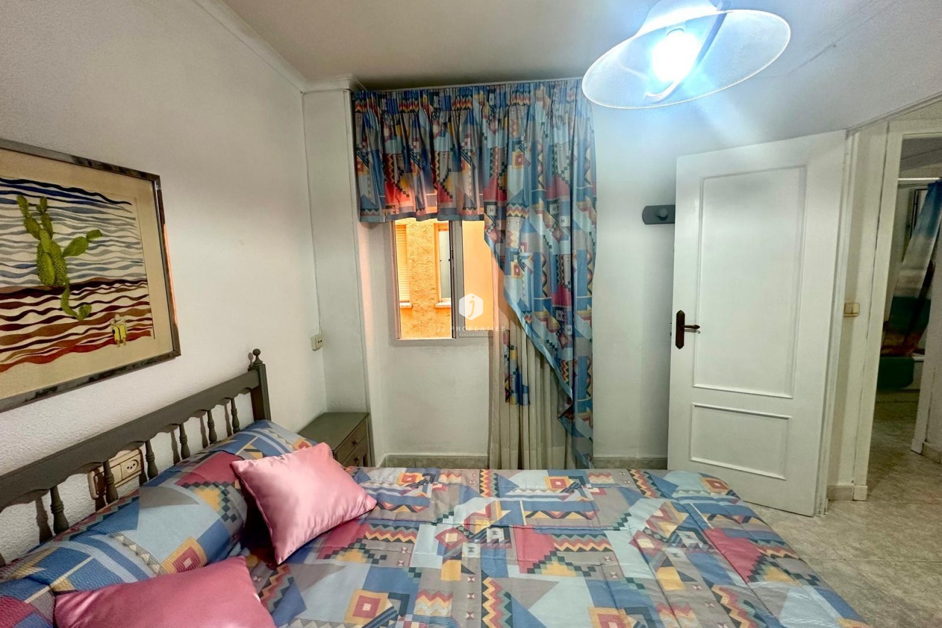 D'occasion - Appartement -
Torrevieja - Centro