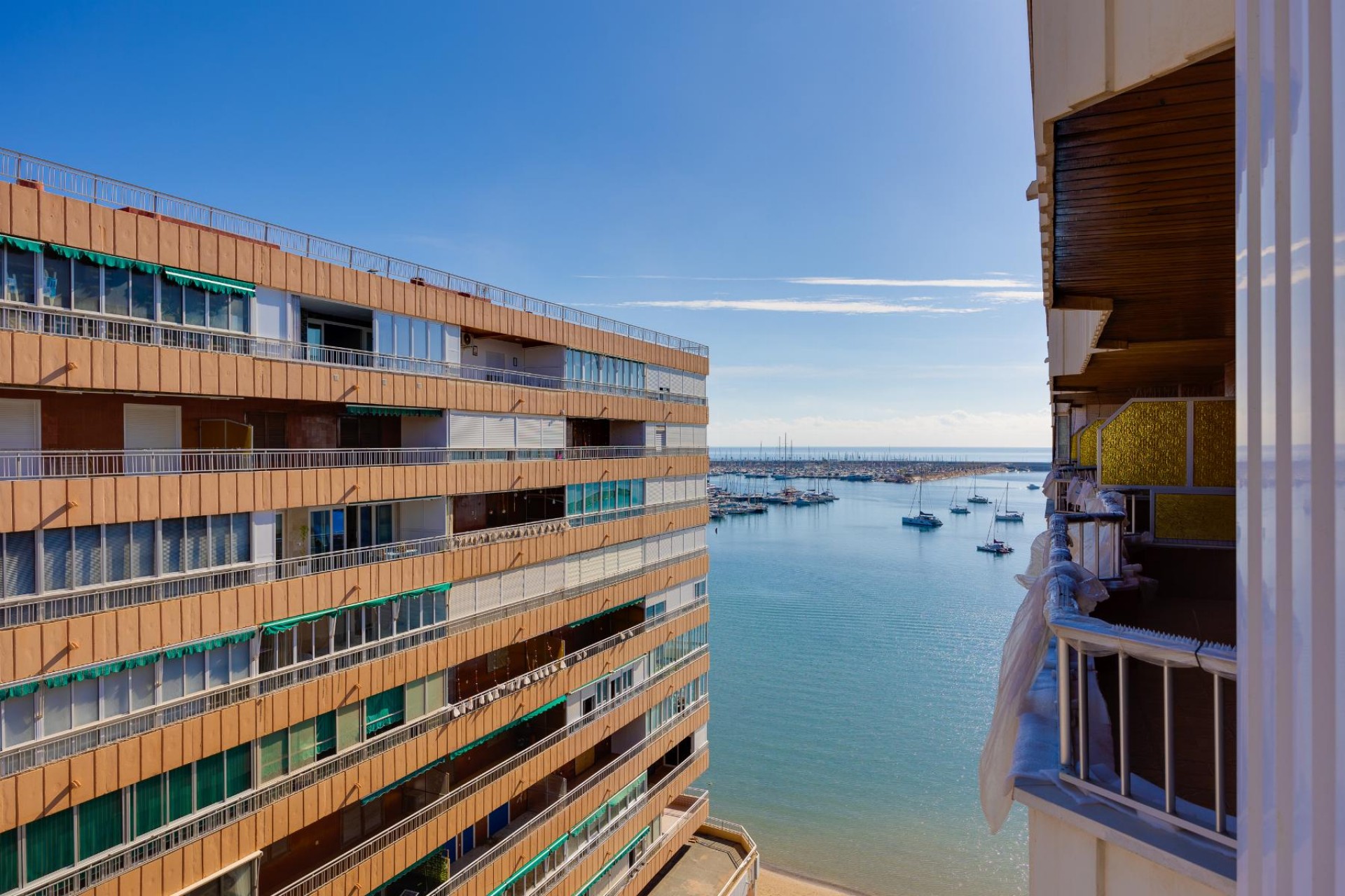 D'occasion - Appartement -
Torrevieja - Costa Blanca