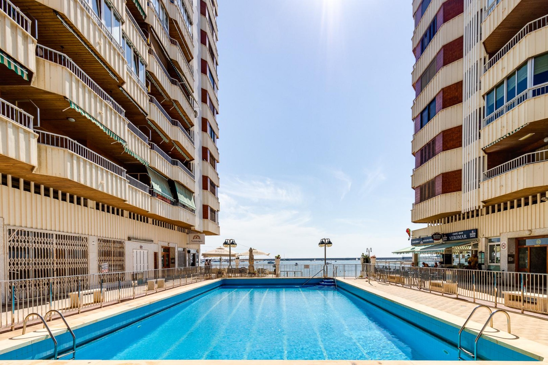 D'occasion - Appartement -
Torrevieja - Costa Blanca