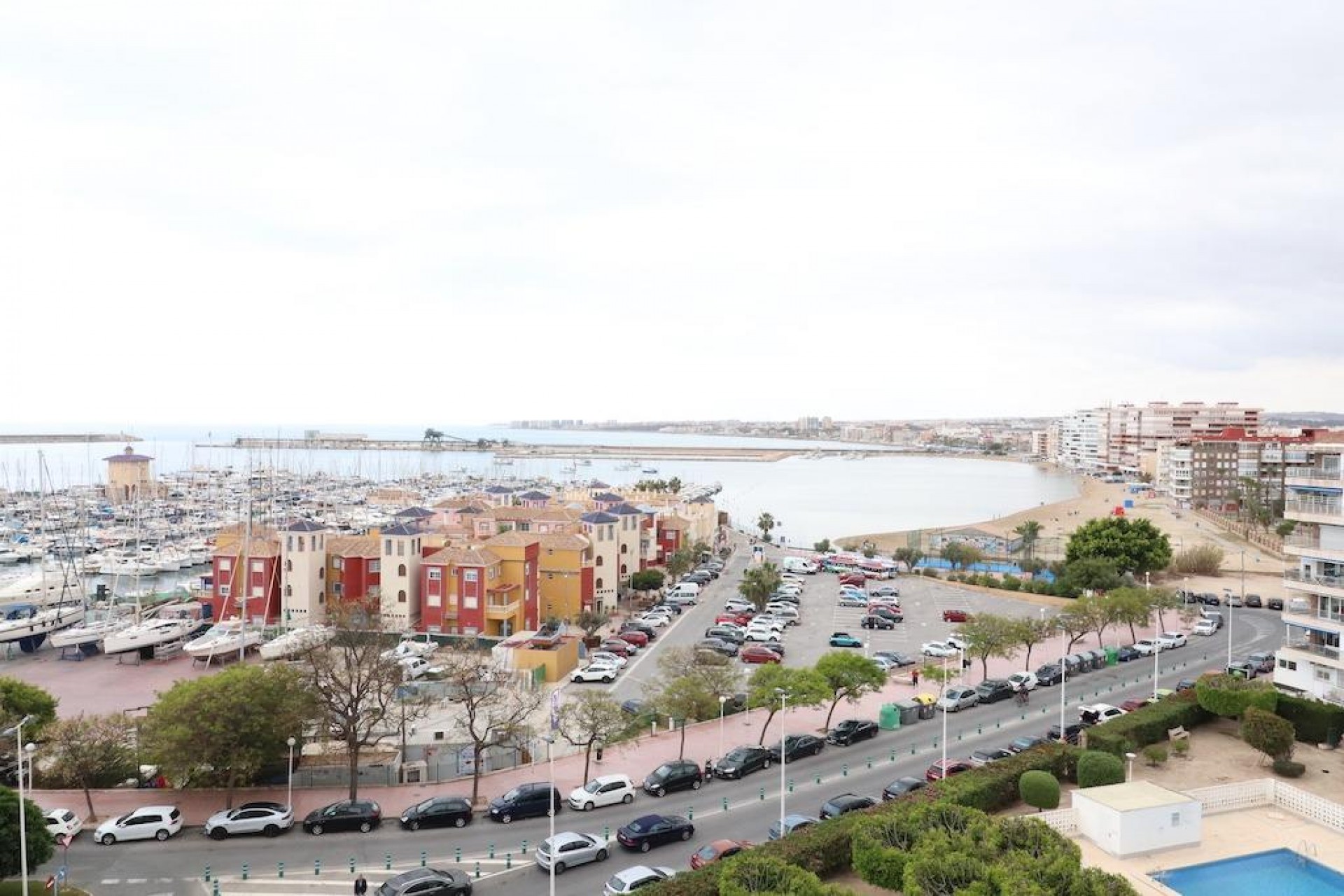 D'occasion - Appartement -
Torrevieja - Costa Blanca