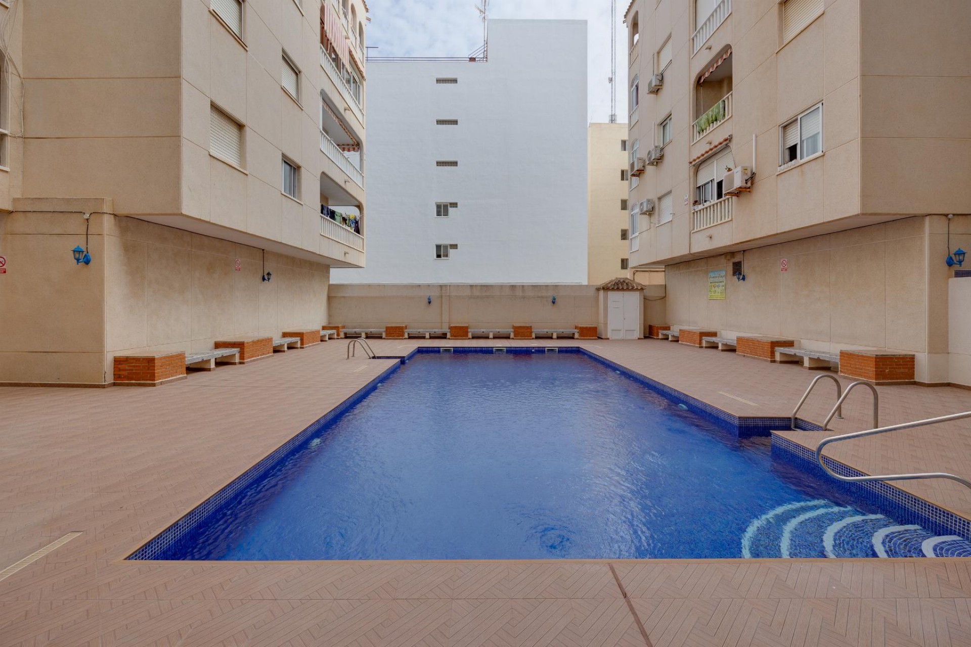 D'occasion - Appartement -
Torrevieja - Costa Blanca