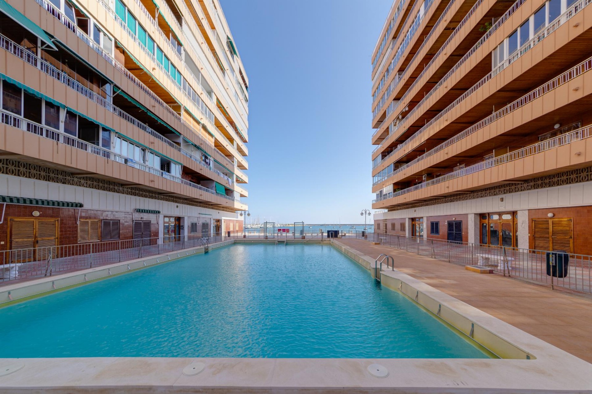 D'occasion - Appartement -
Torrevieja - Costa Blanca