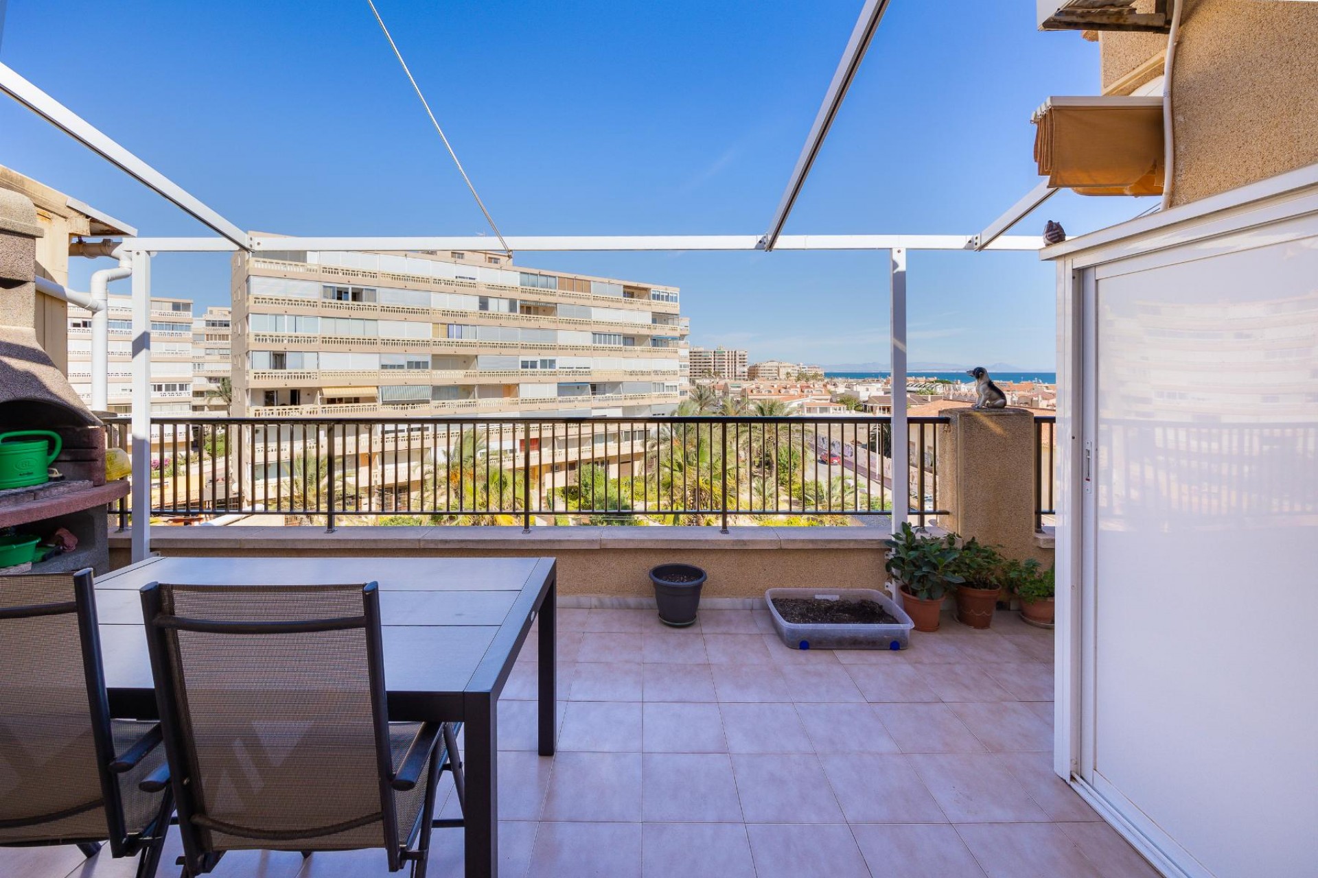 D'occasion - Appartement -
Torrevieja - Costa Blanca