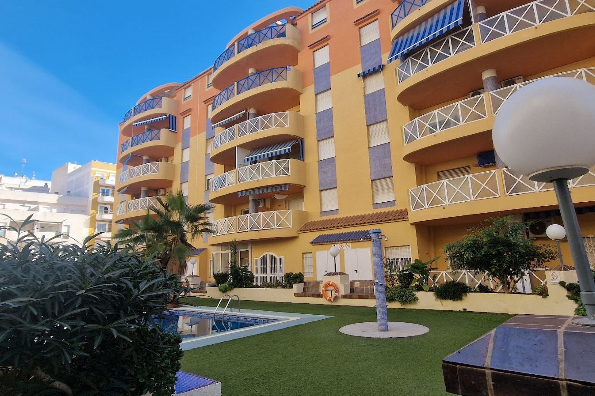 D'occasion - Appartement -
Torrevieja - Costa Blanca