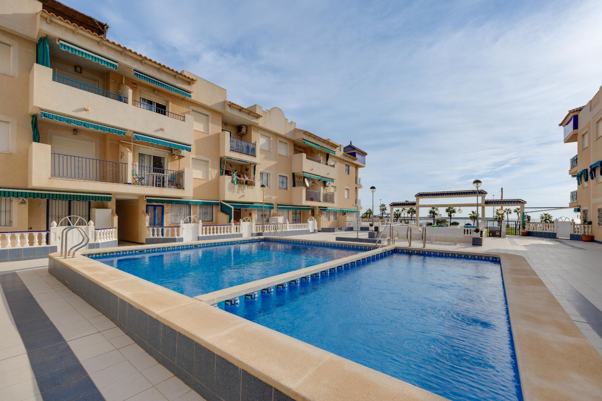 D'occasion - Appartement -
Torrevieja - Costa Blanca