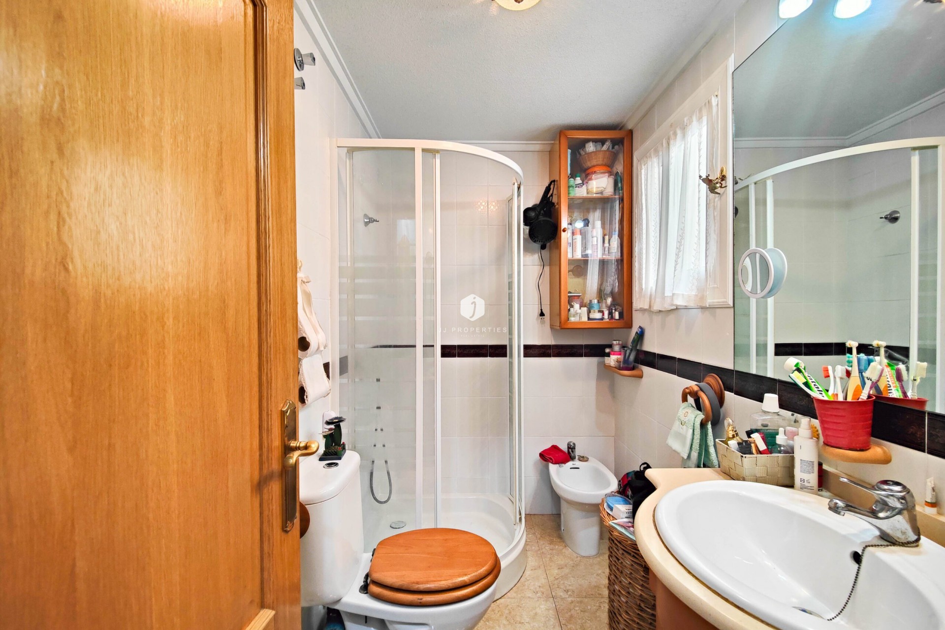 D'occasion - Appartement -
Torrevieja - Costa Blanca