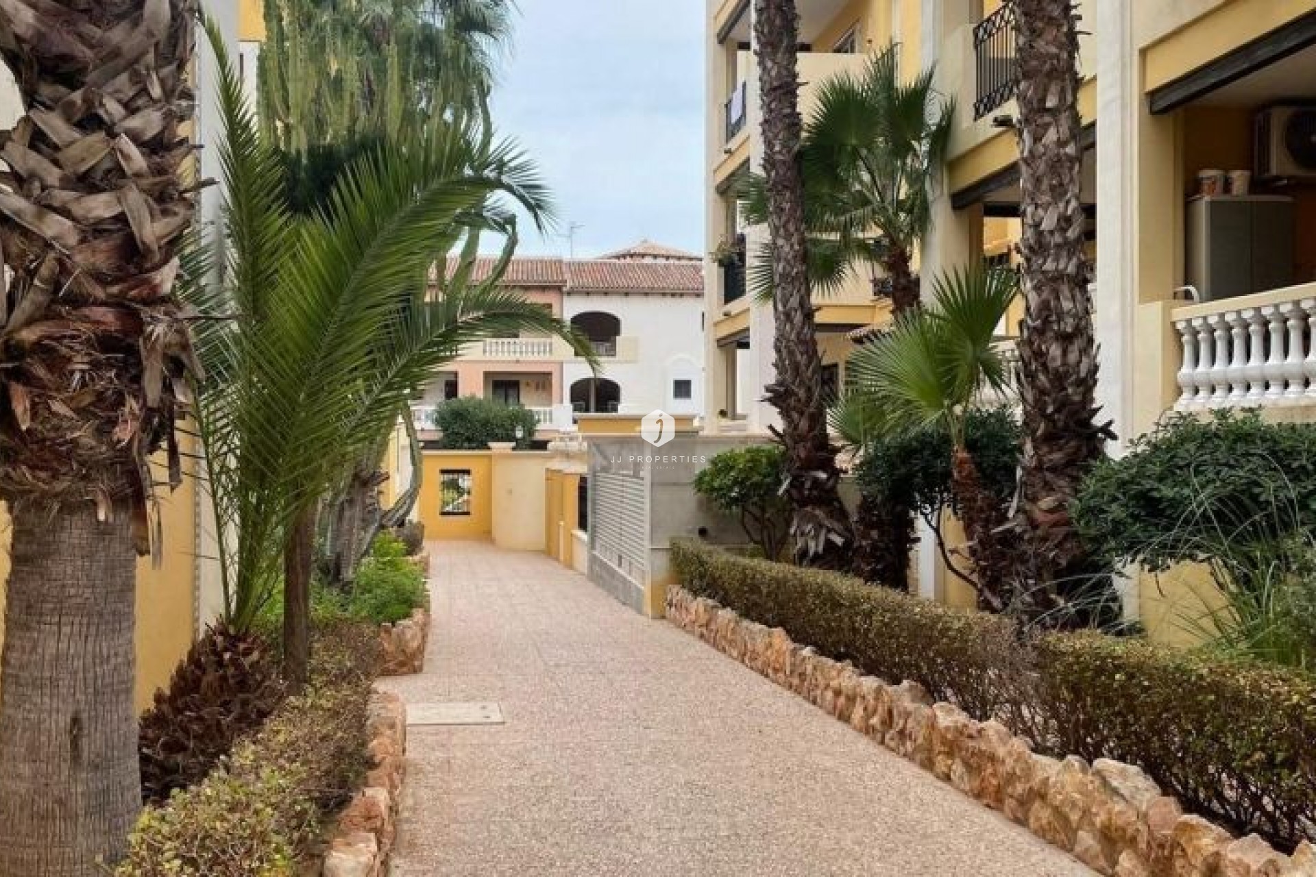 D'occasion - Appartement -
Torrevieja - Costa Blanca