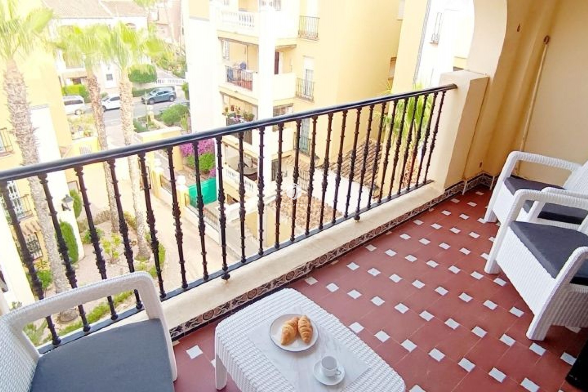 D'occasion - Appartement -
Torrevieja - Costa Blanca