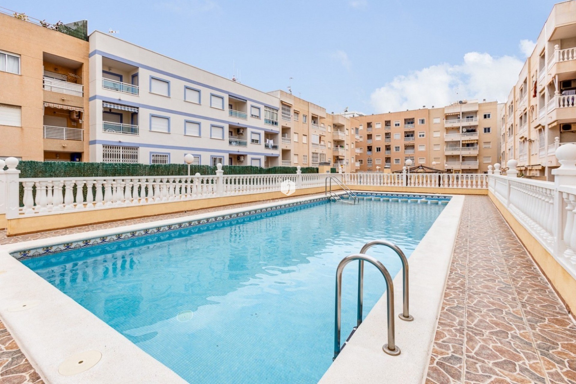 D'occasion - Appartement -
Torrevieja - Costa Blanca