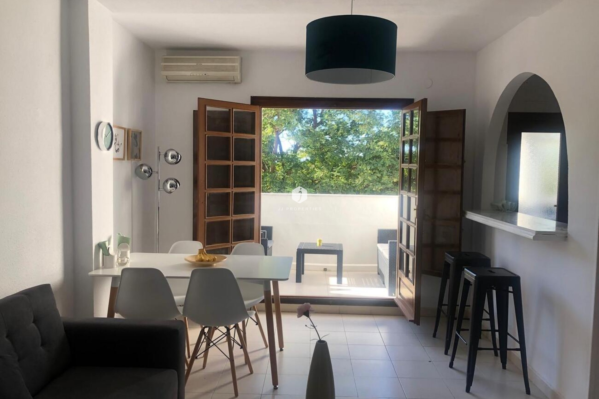 D'occasion - Appartement -
Torrevieja - Costa Blanca