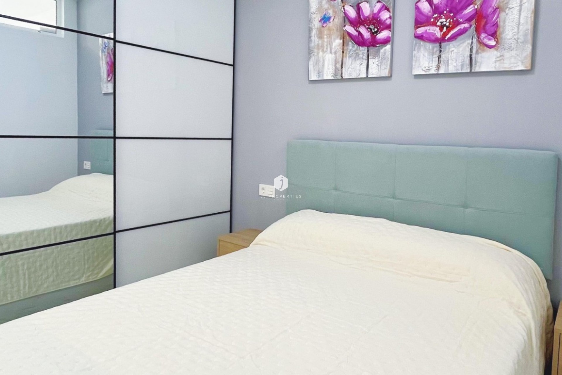 D'occasion - Appartement -
Torrevieja - Costa Blanca