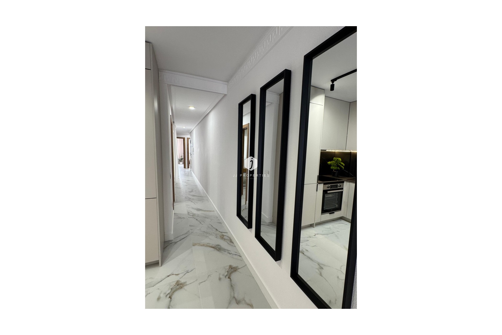 D'occasion - Appartement -
Torrevieja - Costa Blanca