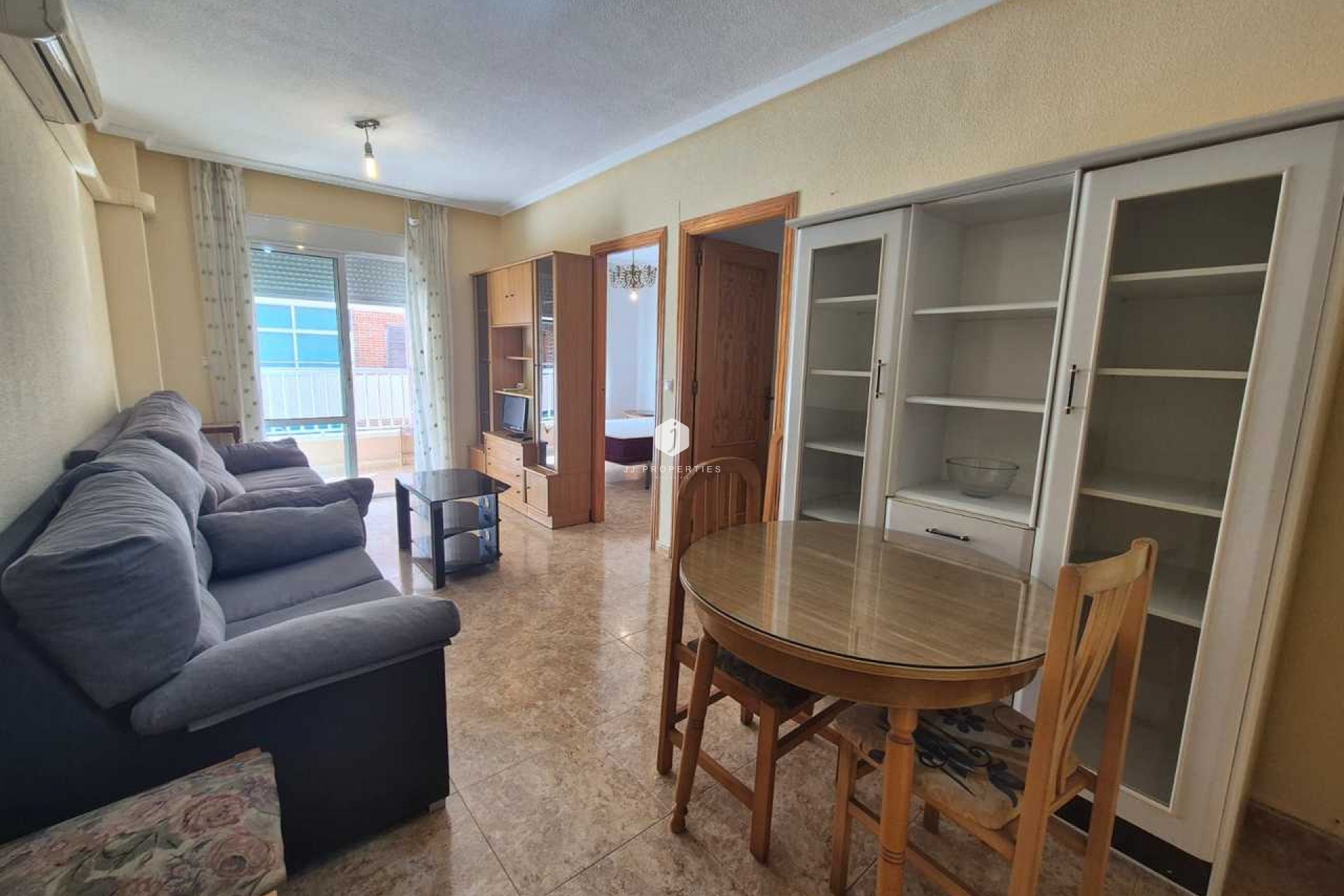 D'occasion - Appartement -
Torrevieja - Costa Blanca