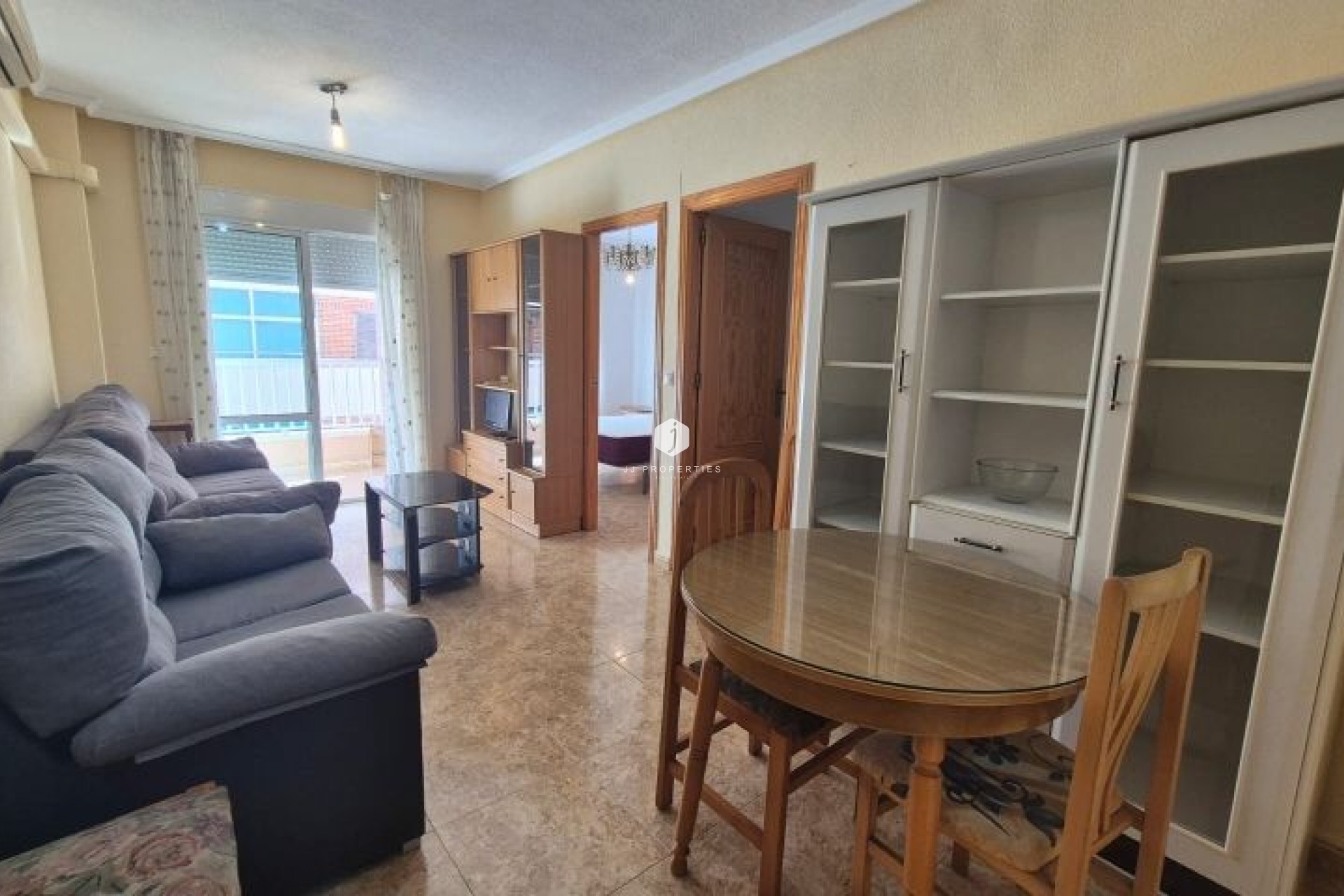 D'occasion - Appartement -
Torrevieja - Costa Blanca