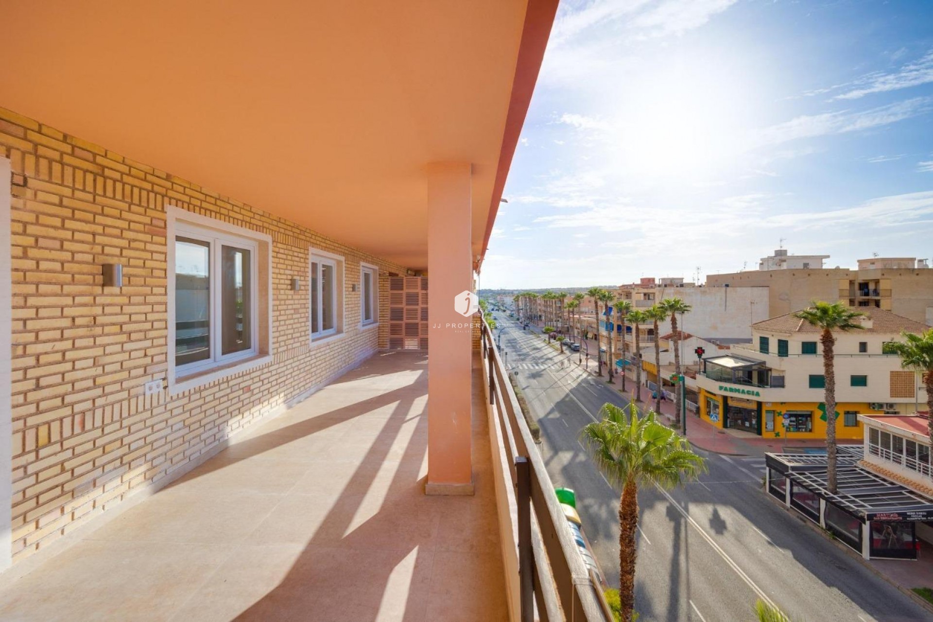D'occasion - Appartement -
Torrevieja - Costa Blanca