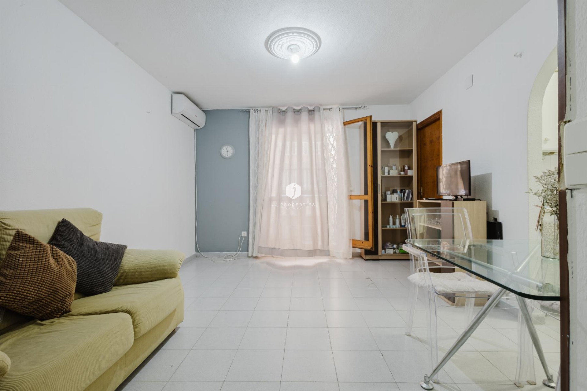D'occasion - Appartement -
Torrevieja - Costa Blanca