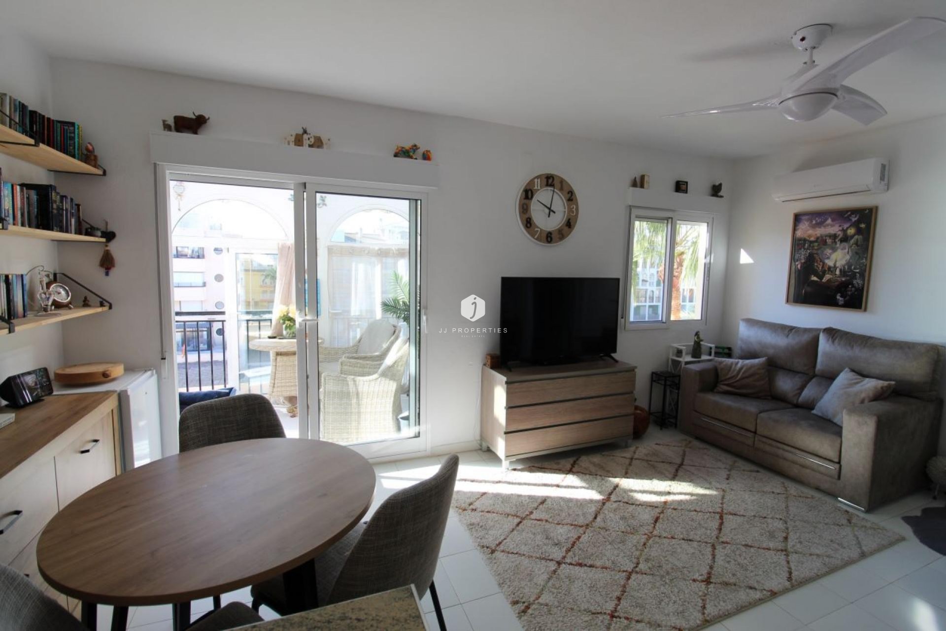 D'occasion - Appartement -
Torrevieja - Costa Blanca