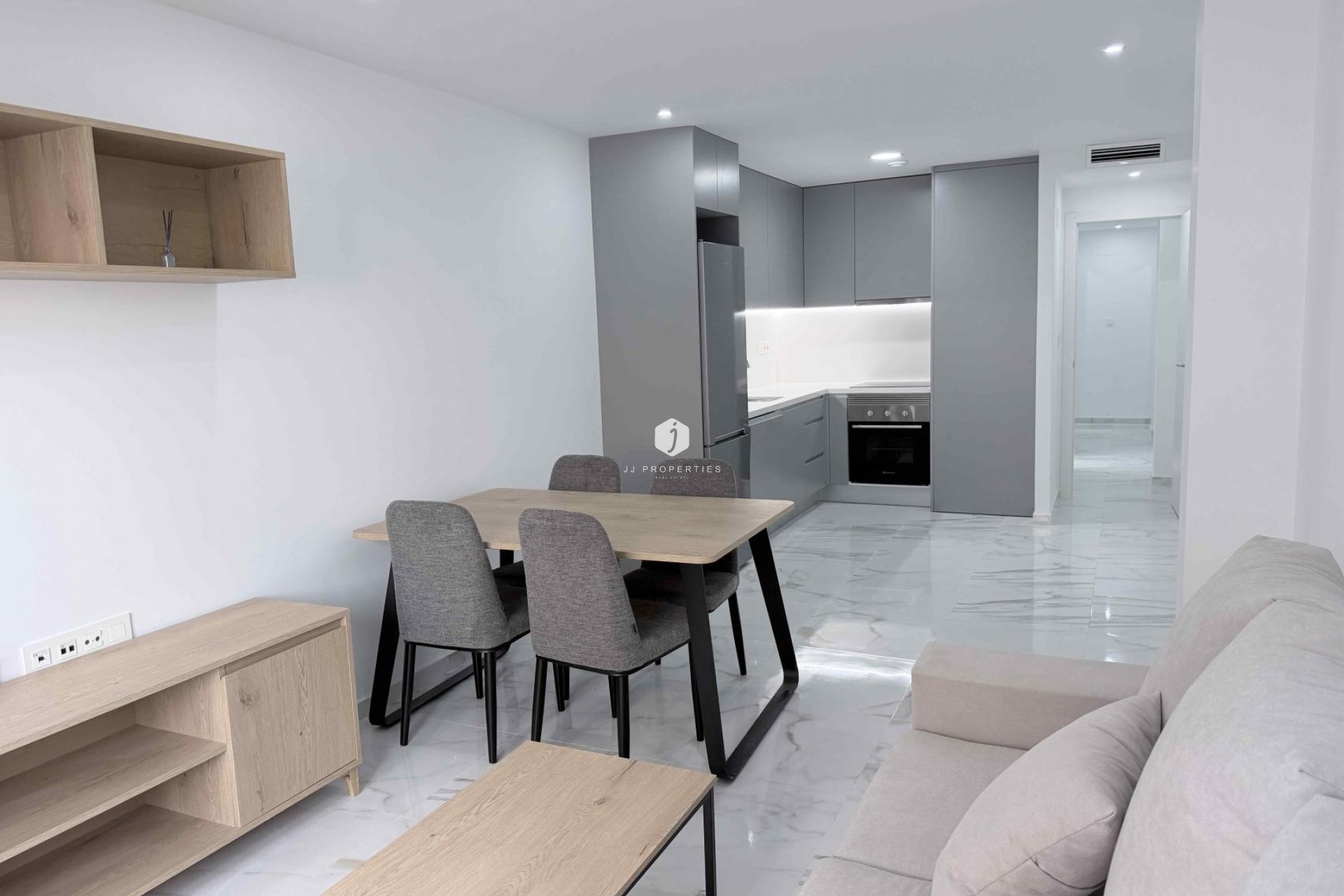 D'occasion - Appartement -
Torrevieja - Costa Blanca