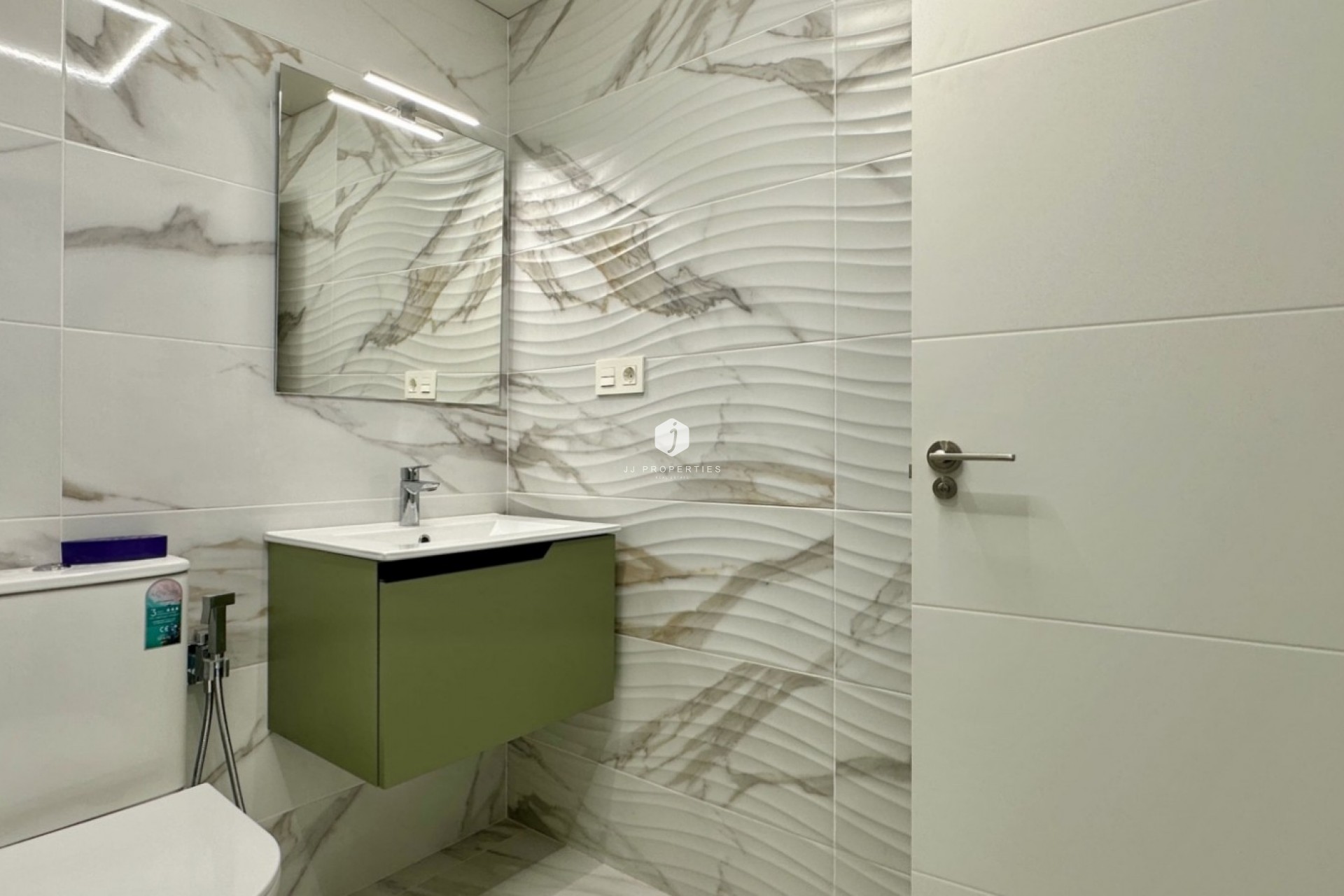 D'occasion - Appartement -
Torrevieja - Costa Blanca