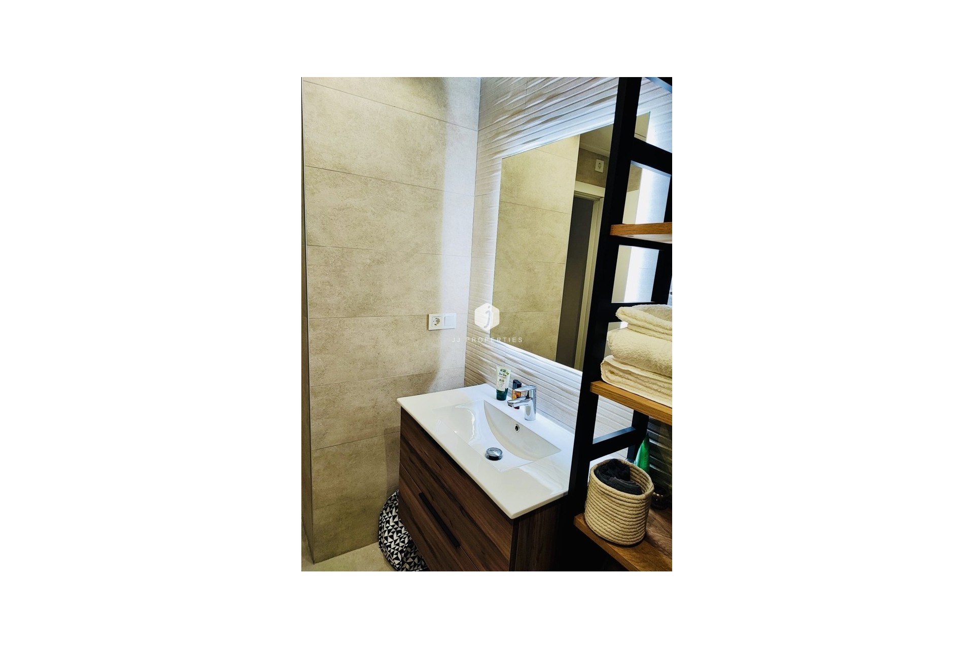 D'occasion - Appartement -
Torrevieja - Costa Blanca