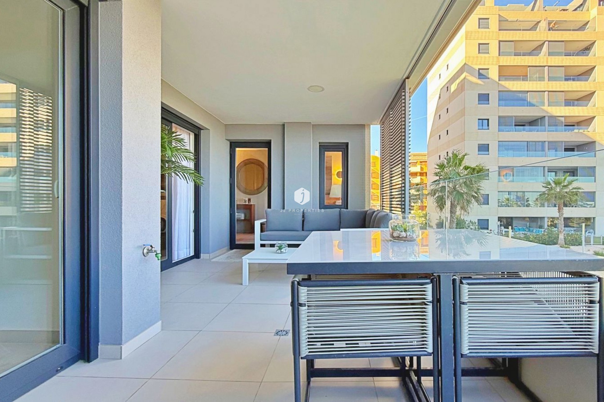 D'occasion - Appartement -
Torrevieja - Costa Blanca