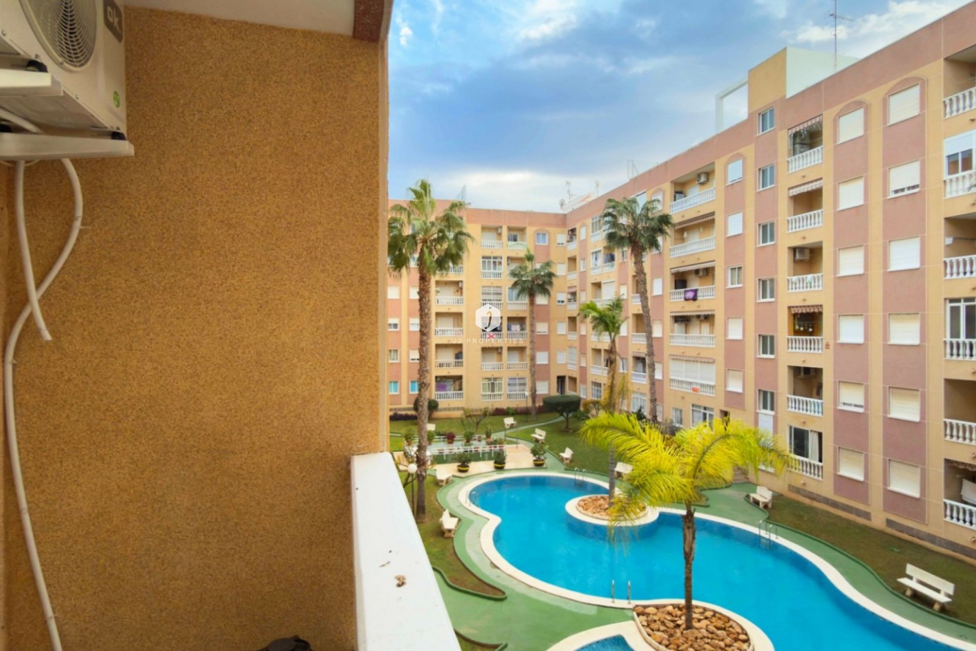 D'occasion - Appartement -
Torrevieja - Costa Blanca