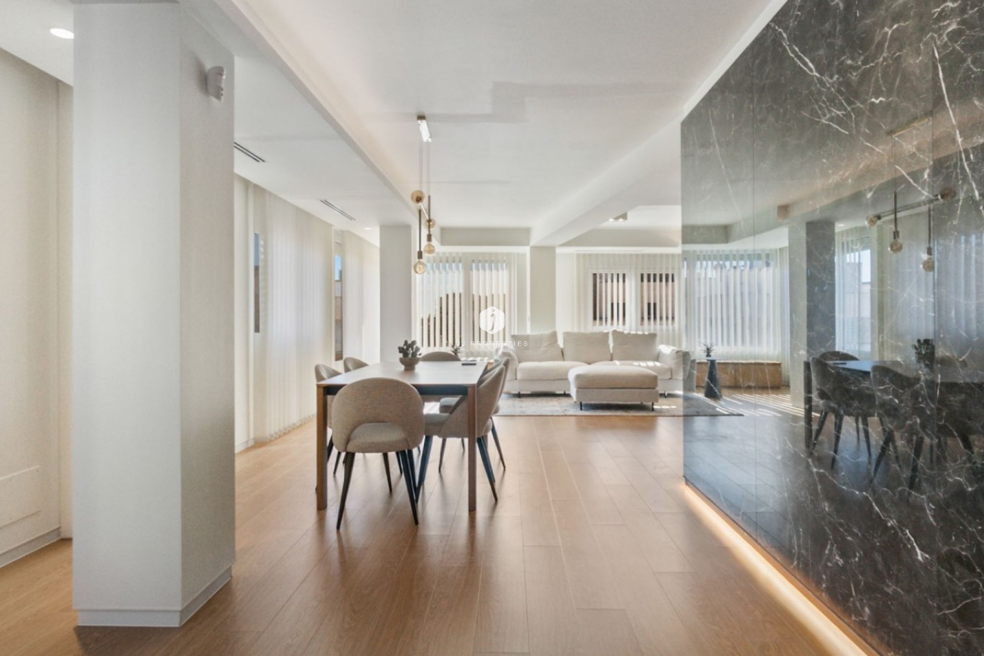 D'occasion - Appartement -
Torrevieja - Costa Blanca