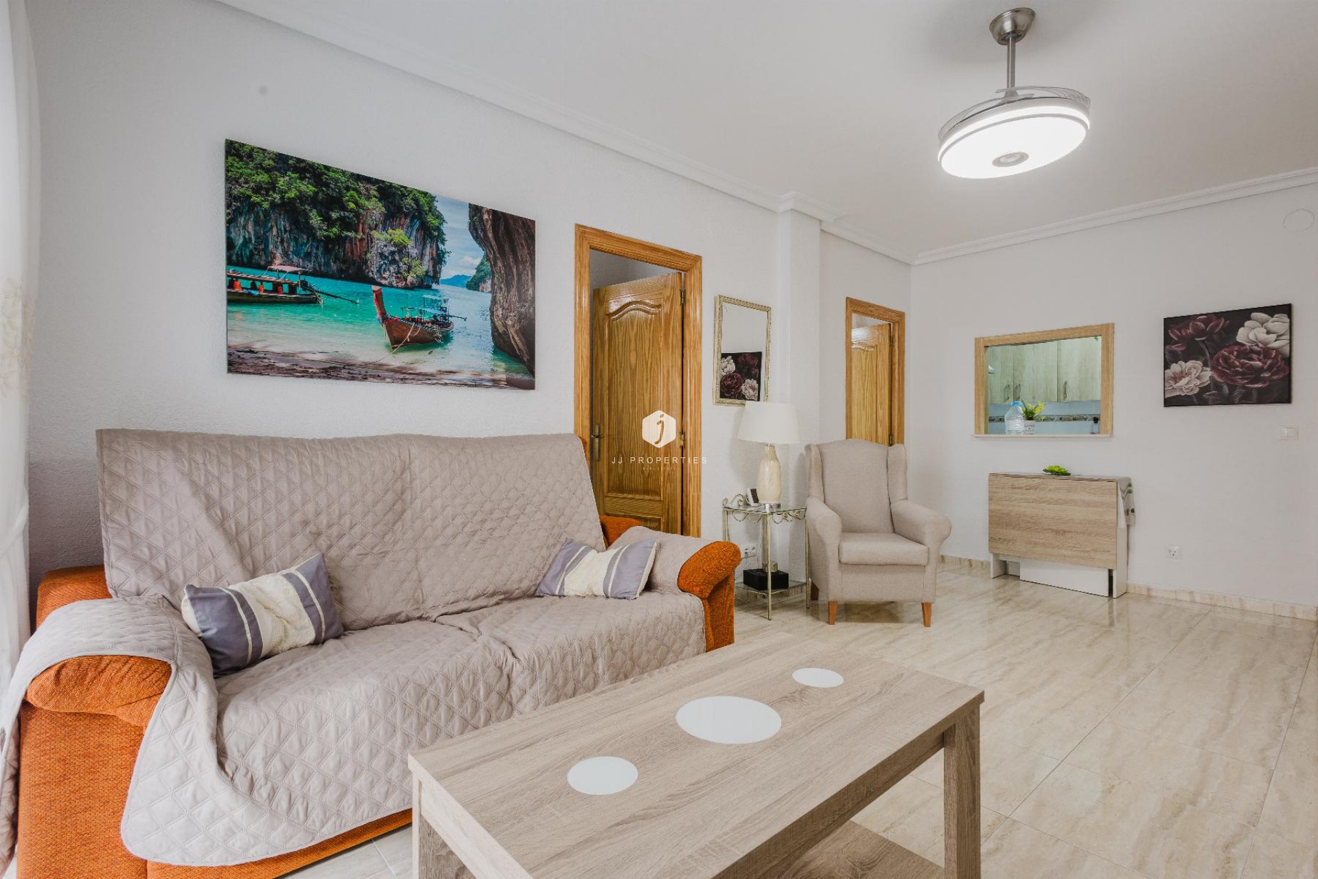 D'occasion - Appartement -
Torrevieja - Costa Blanca