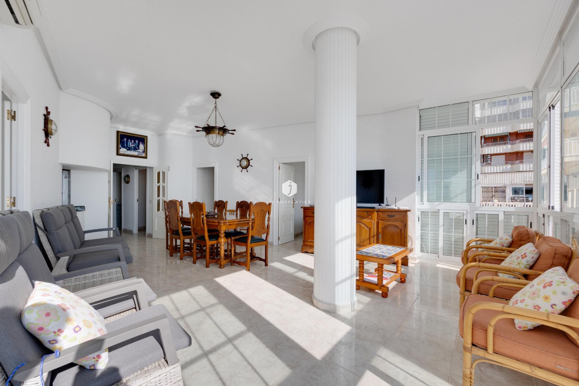 D'occasion - Appartement -
Torrevieja - Costa Blanca