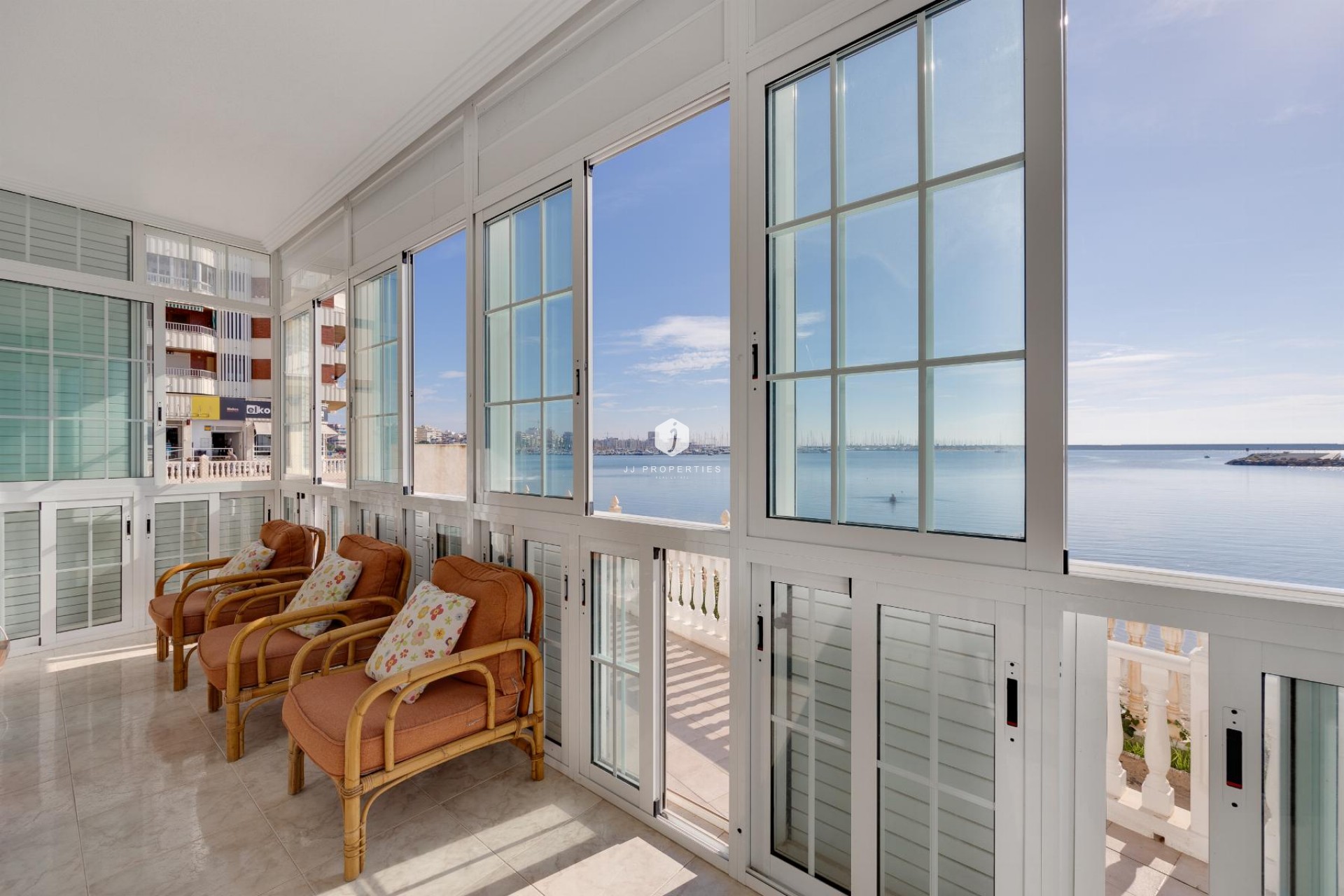 D'occasion - Appartement -
Torrevieja - Costa Blanca