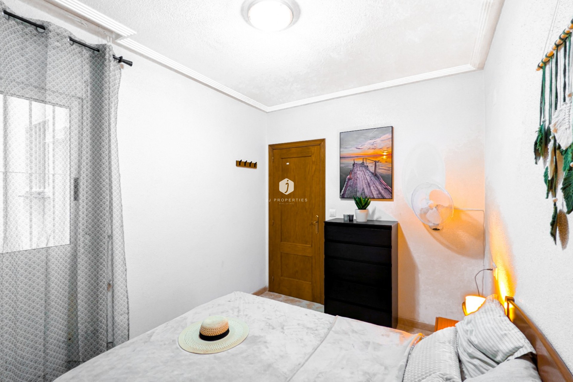 D'occasion - Appartement -
Torrevieja - Costa Blanca