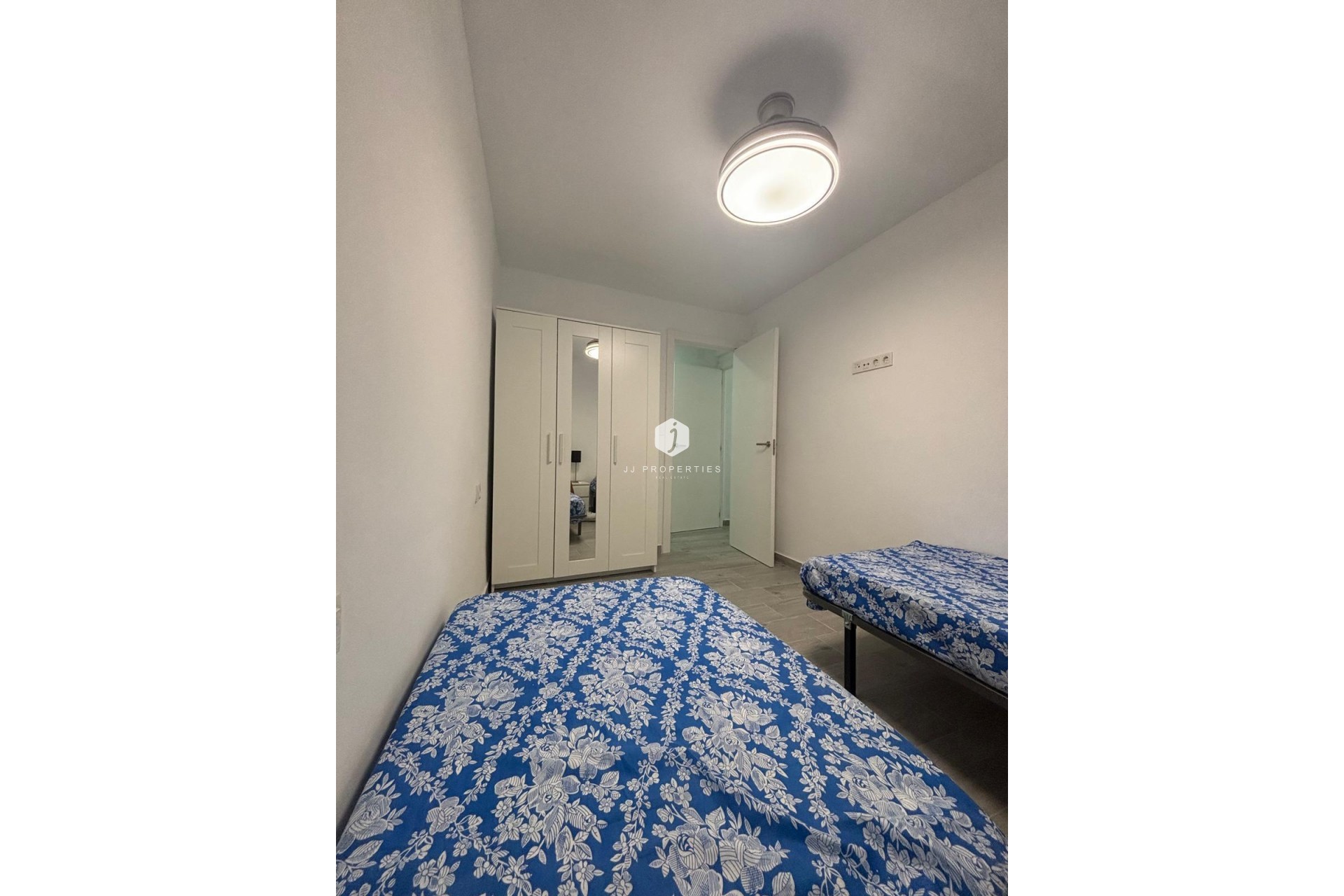 D'occasion - Appartement -
Torrevieja - Costa Blanca