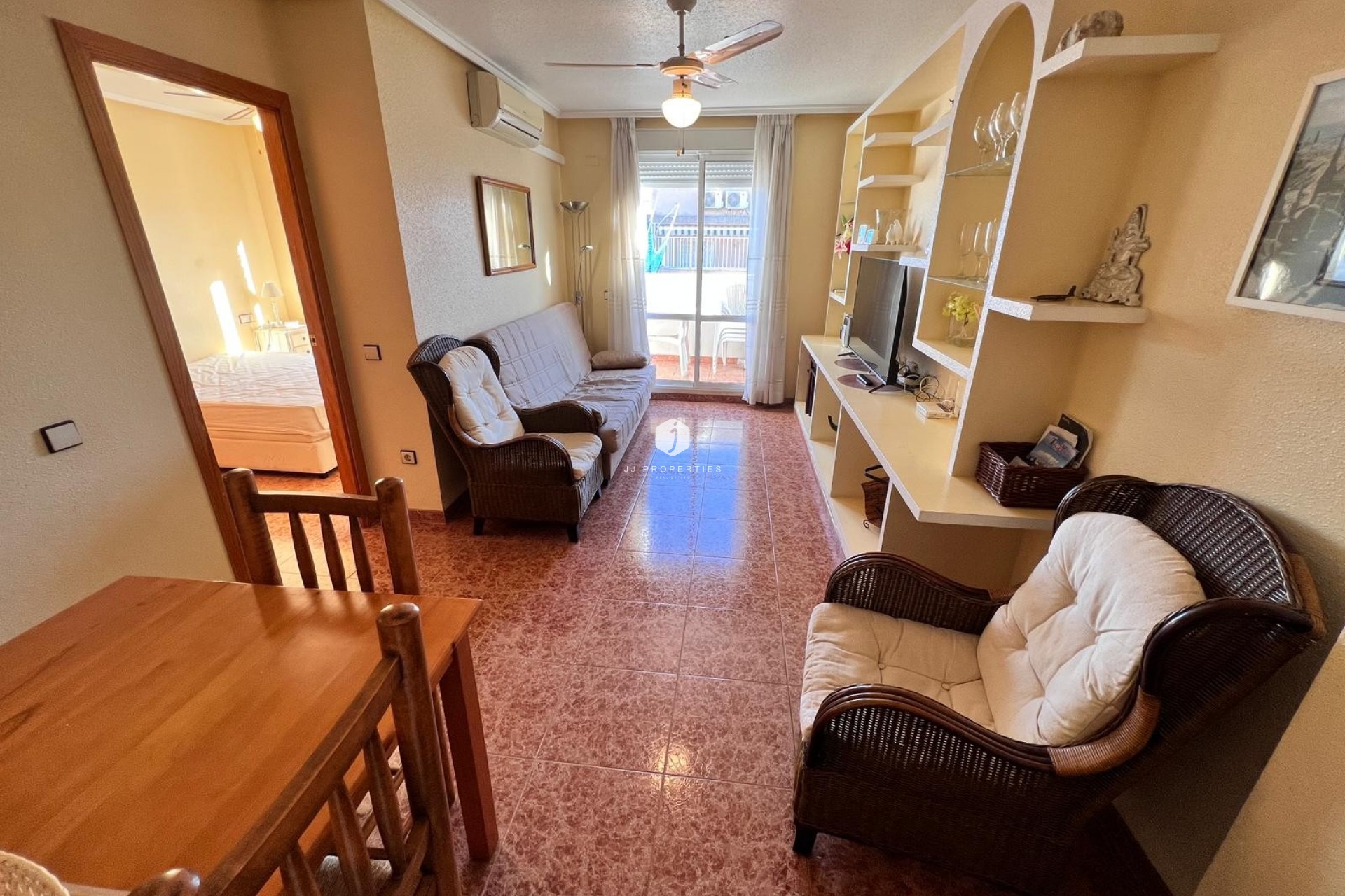 D'occasion - Appartement -
Torrevieja - Costa Blanca