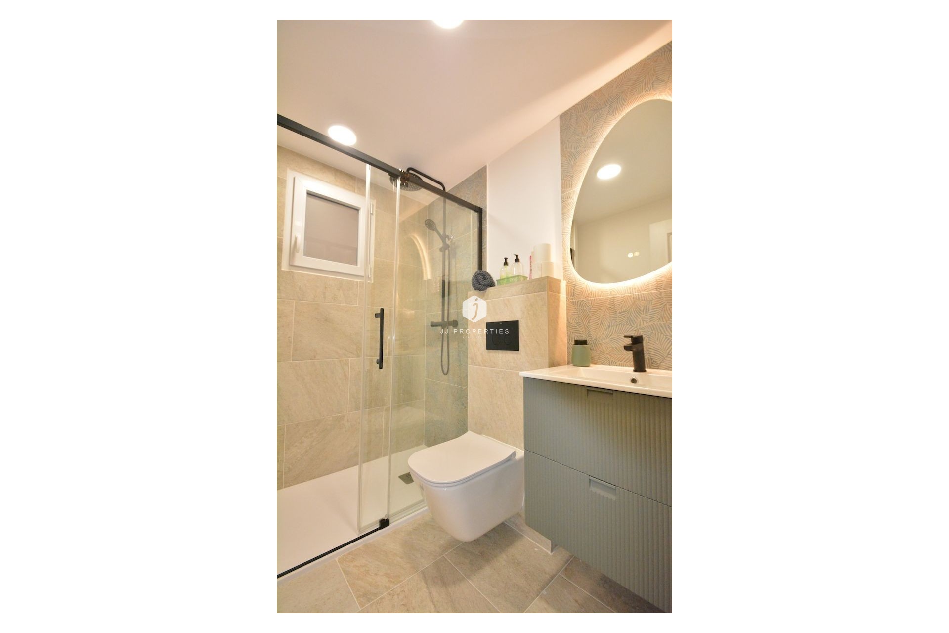 D'occasion - Appartement -
Torrevieja - Costa Blanca