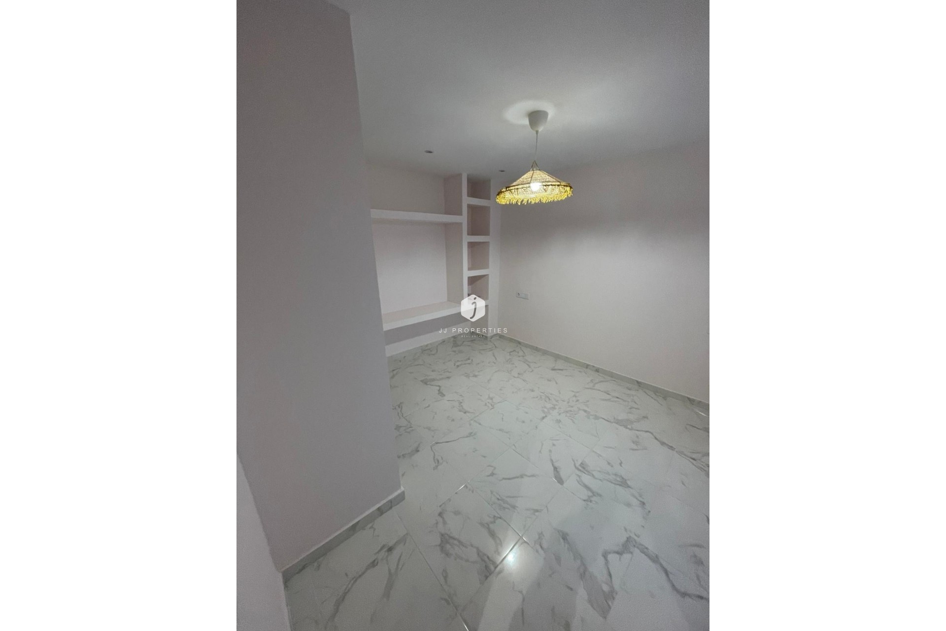 D'occasion - Appartement -
Torrevieja - Costa Blanca