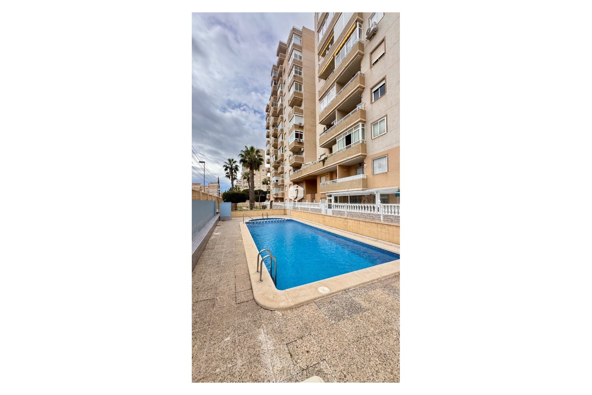 D'occasion - Appartement -
Torrevieja - Costa Blanca