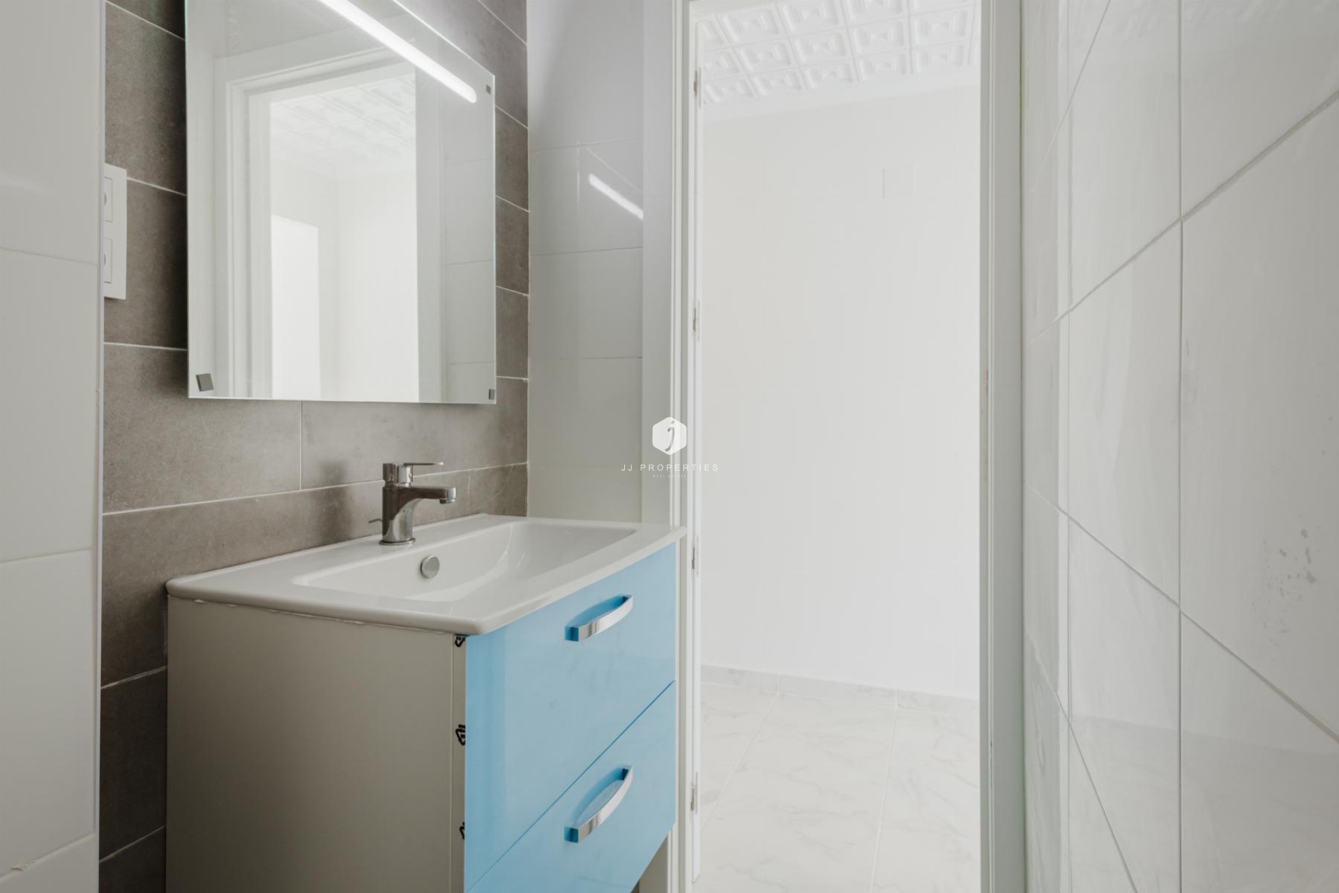 D'occasion - Appartement -
Torrevieja - Costa Blanca