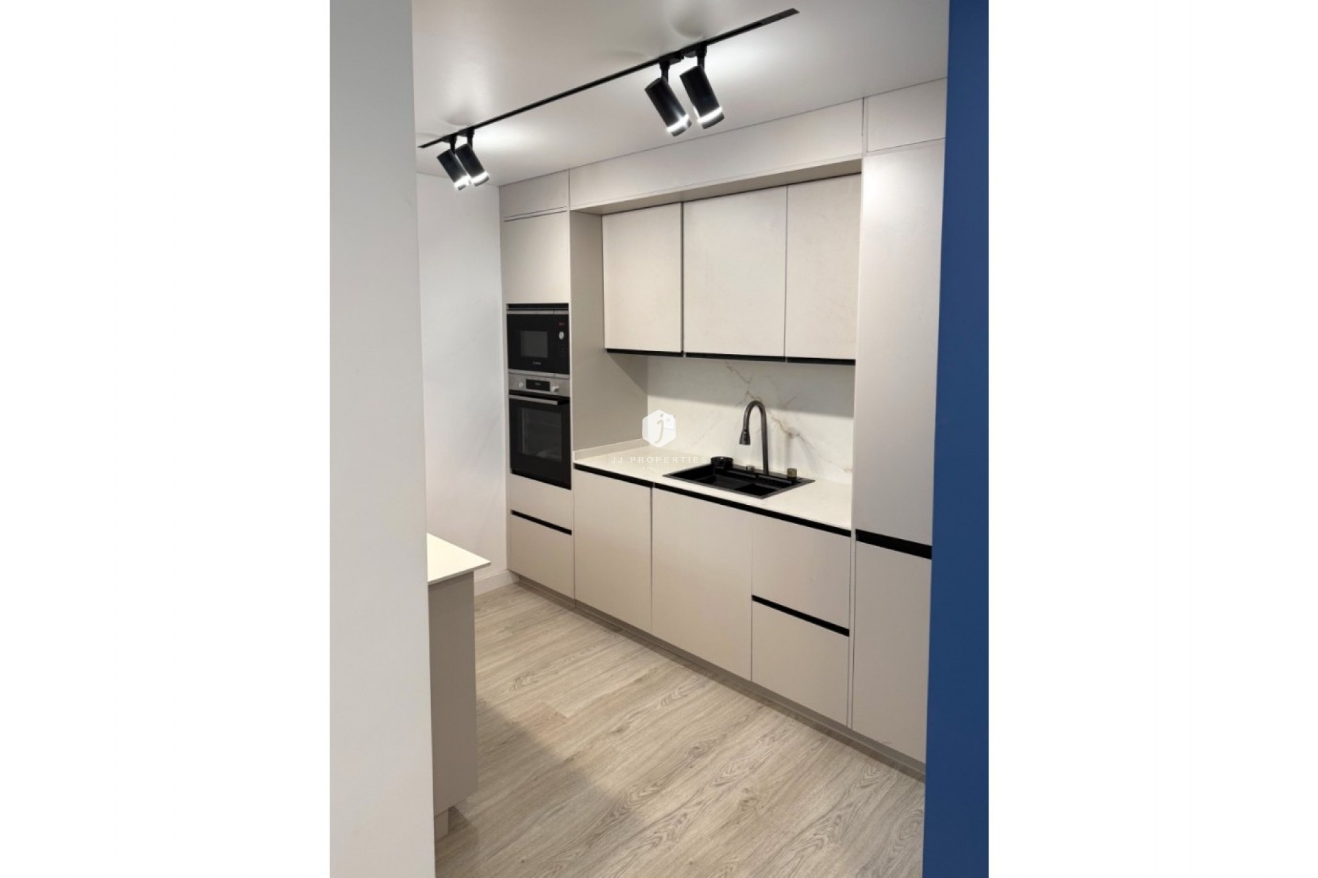 D'occasion - Appartement -
Torrevieja - Costa Blanca