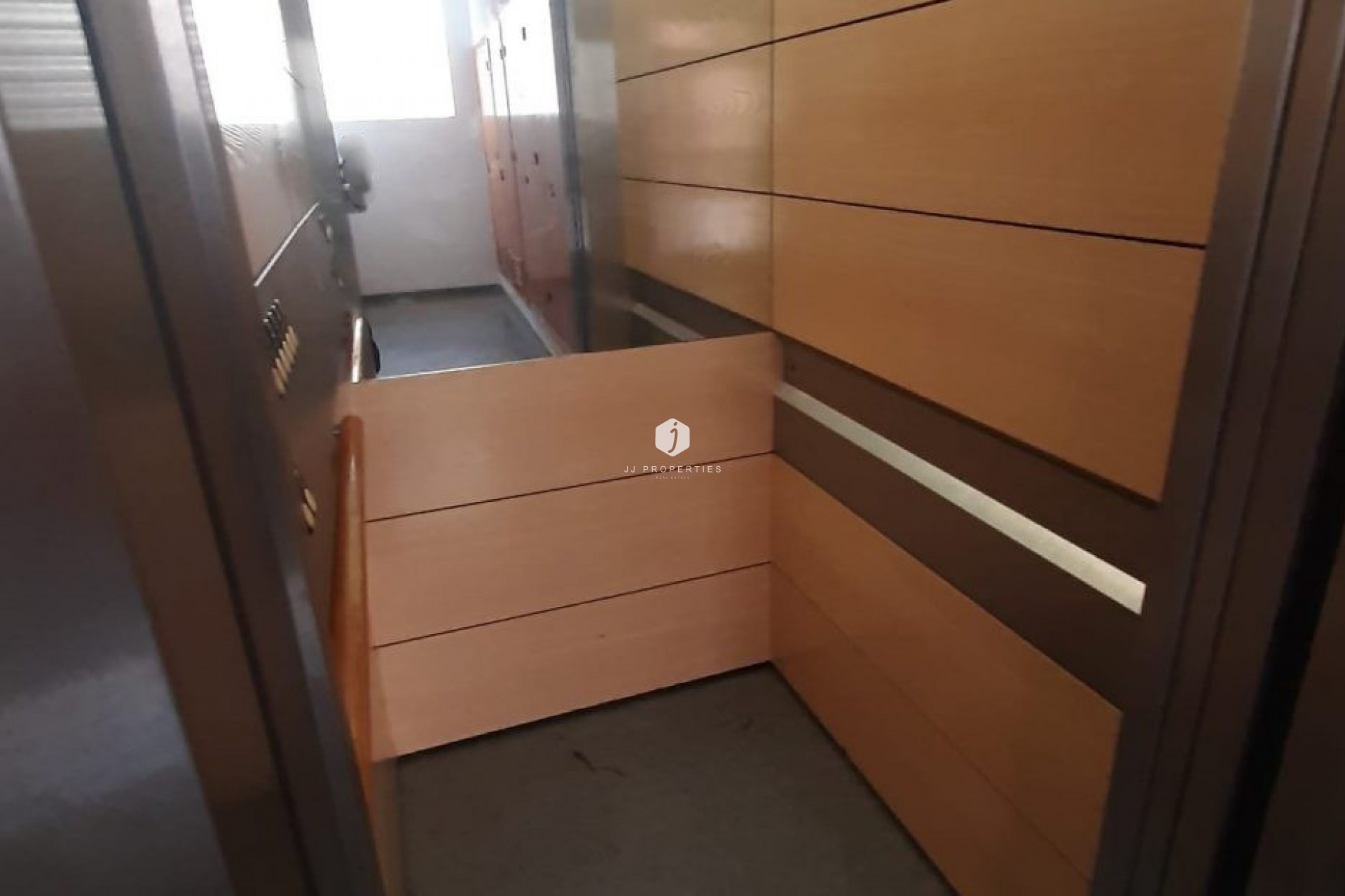 D'occasion - Appartement -
Torrevieja - Costa Blanca