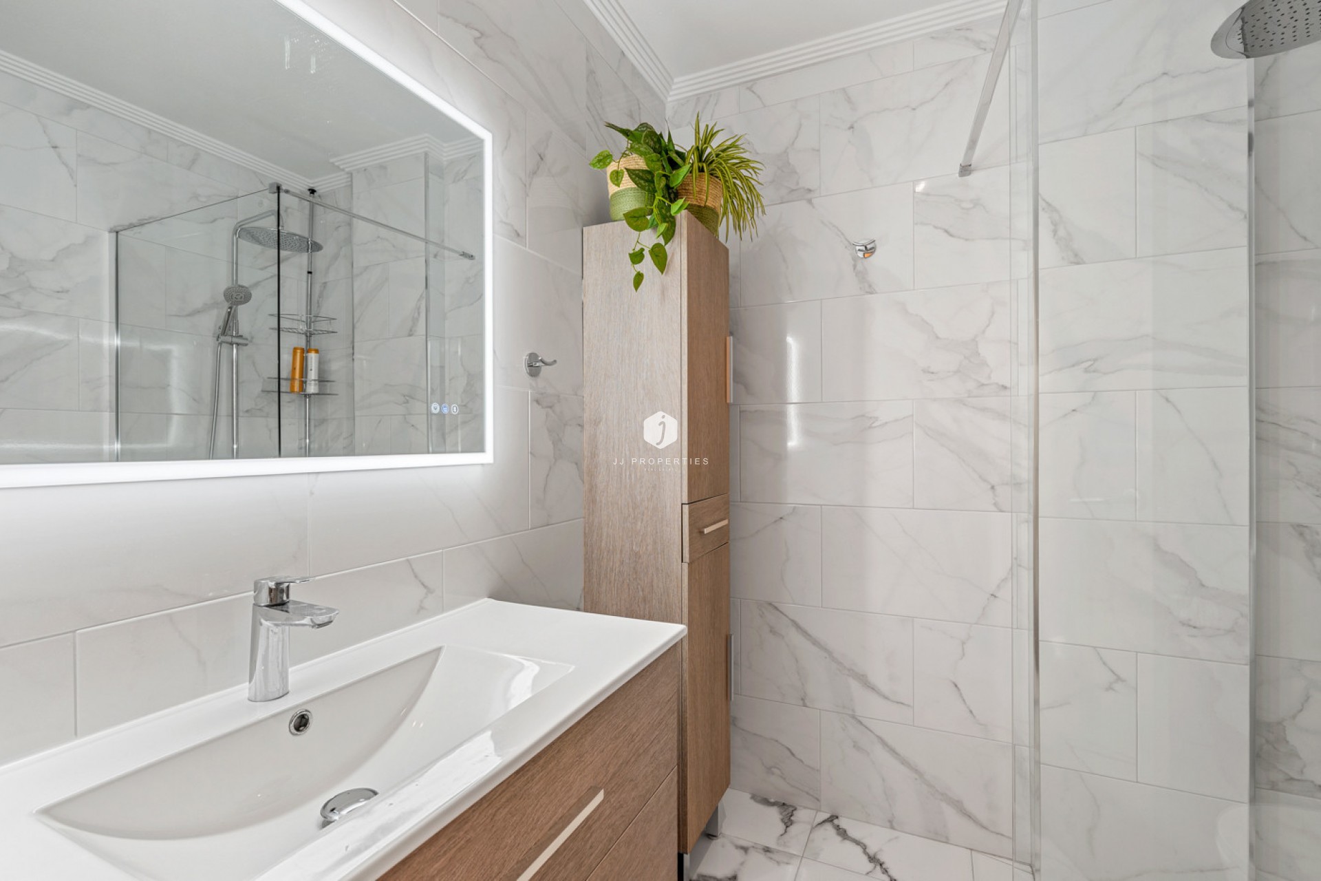 D'occasion - Appartement -
Torrevieja - Costa Blanca