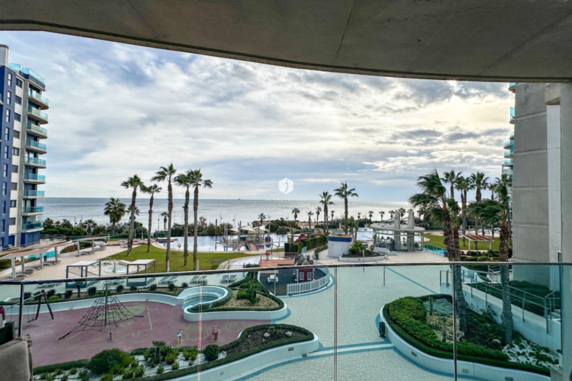 D'occasion - Appartement -
Torrevieja - Costa Blanca