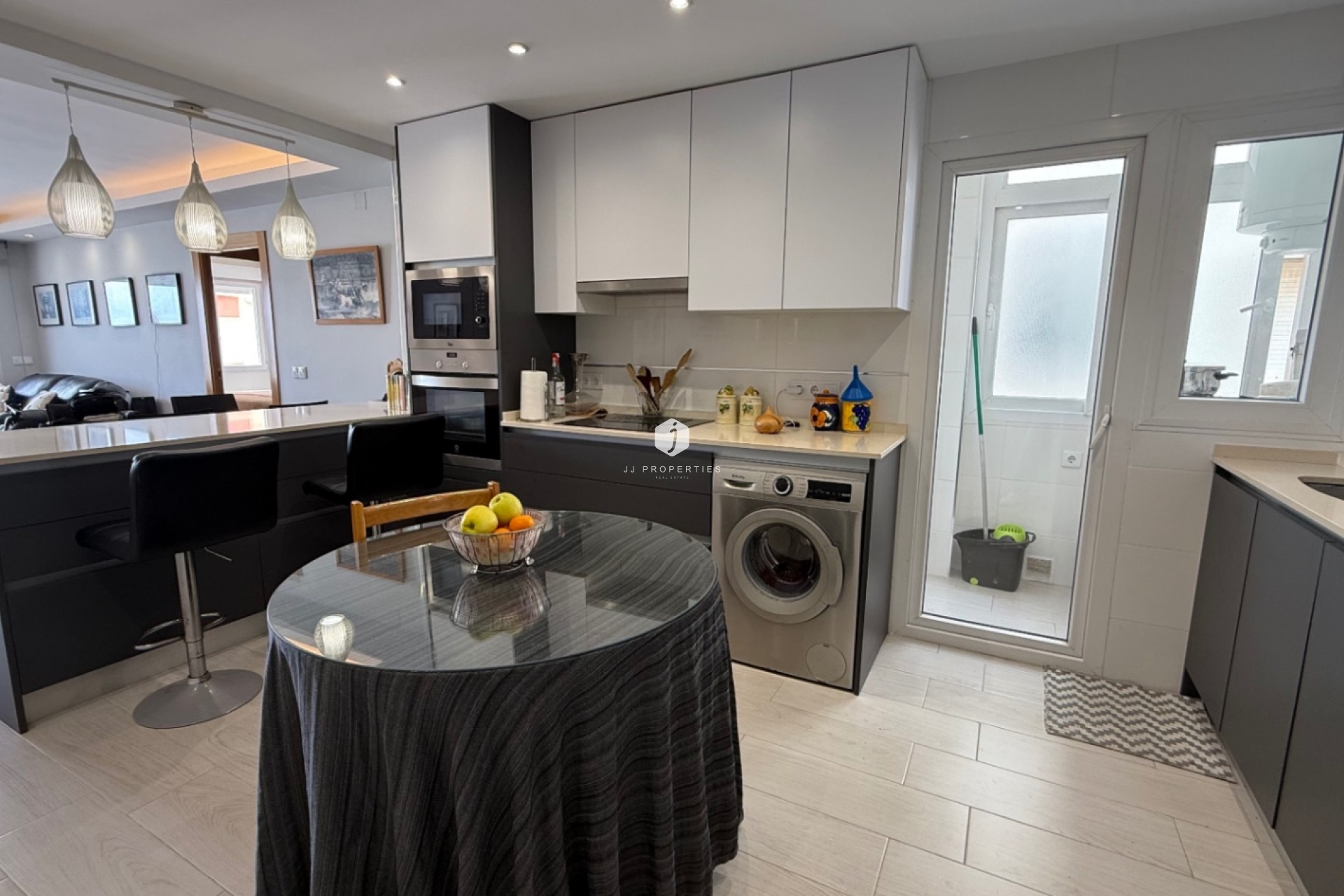 D'occasion - Appartement -
Torrevieja - Costa Blanca