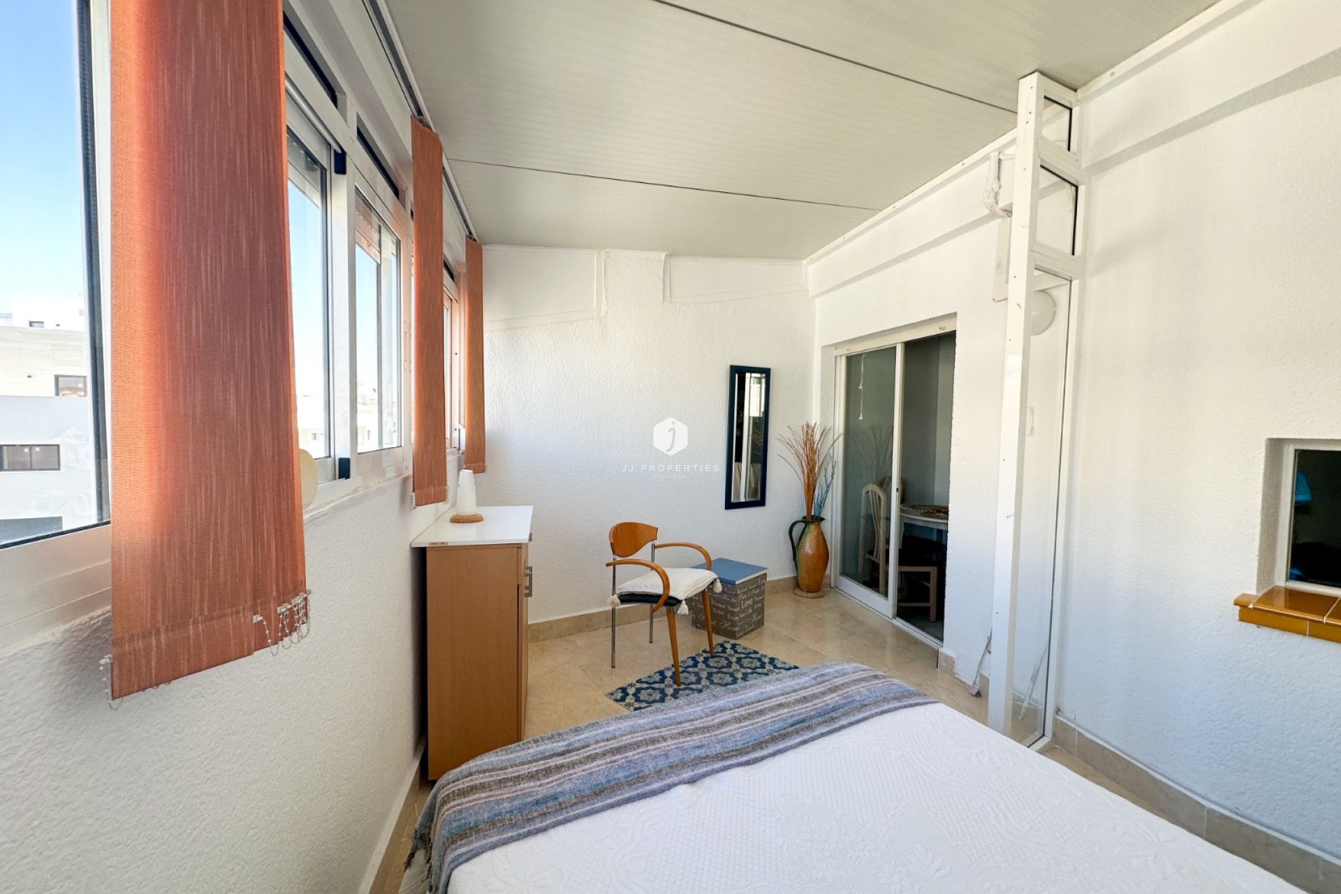 D'occasion - Appartement -
Torrevieja - Costa Blanca