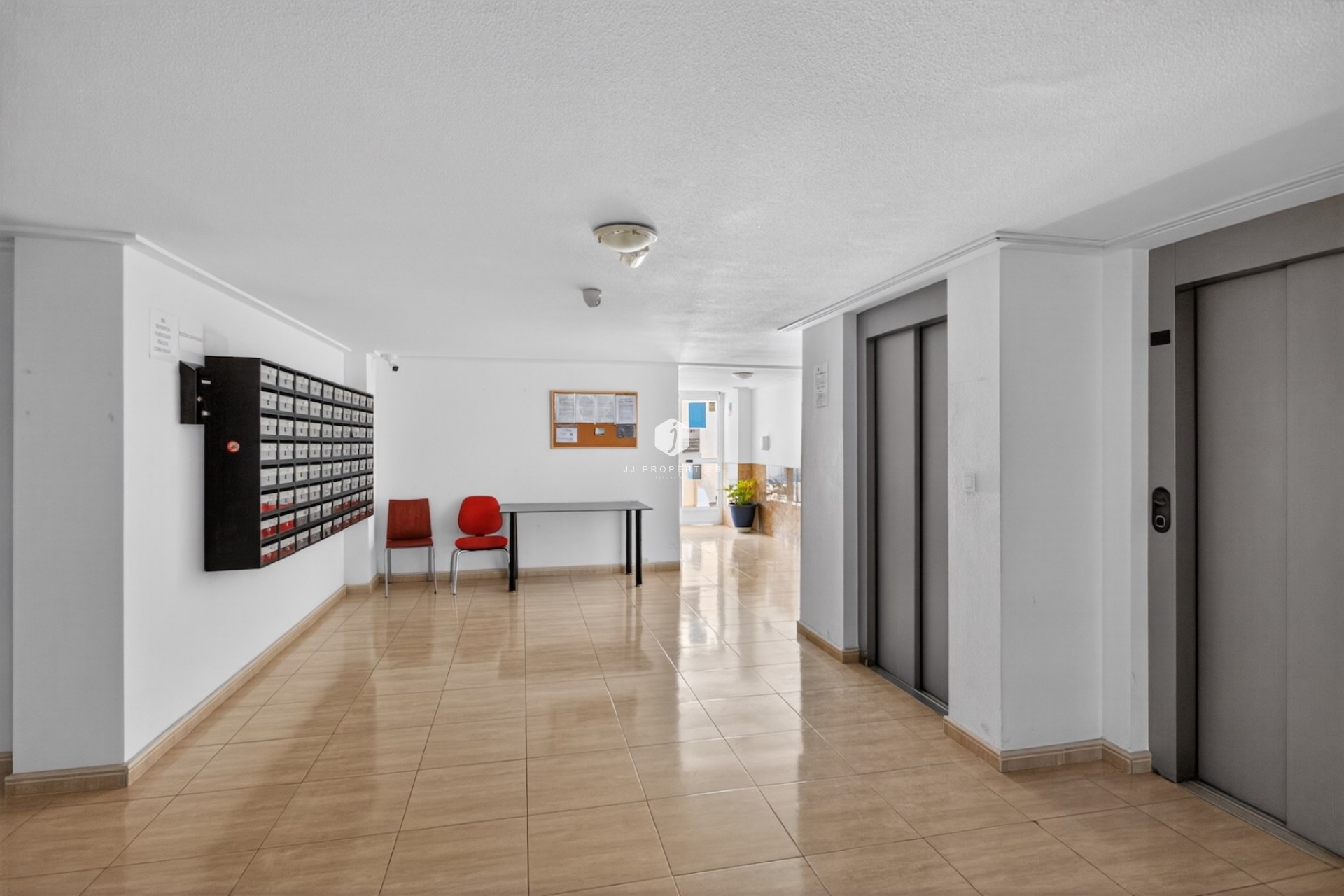 D'occasion - Appartement -
Torrevieja - Costa Blanca