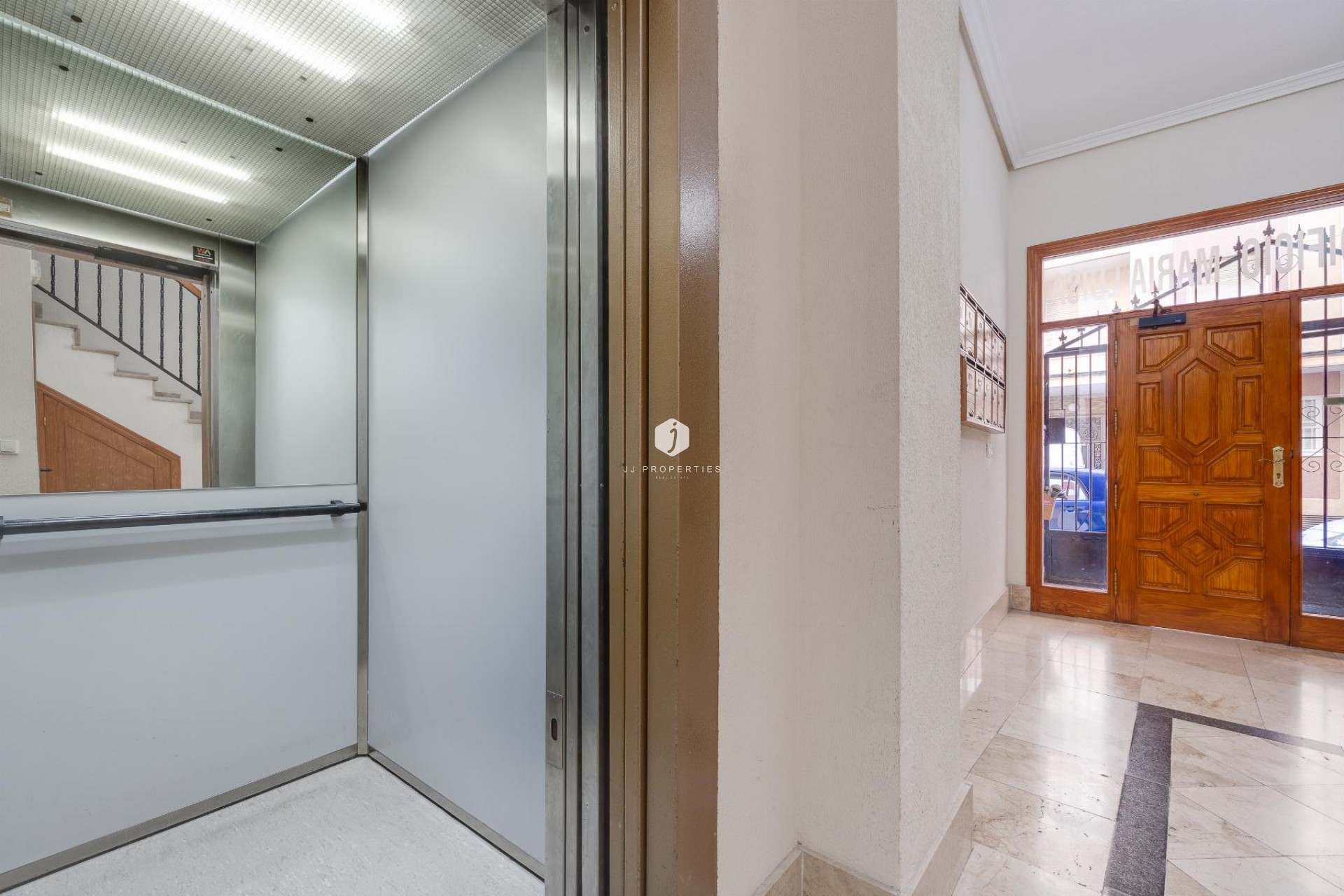 D'occasion - Appartement -
Torrevieja - Costa Blanca